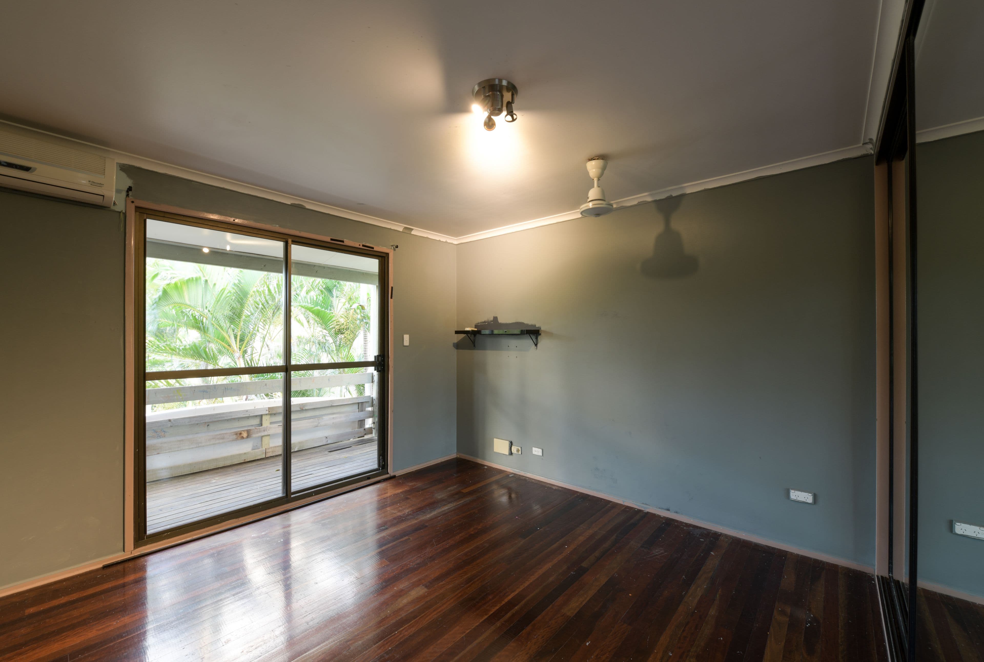 4 Grace Avenue, Cannonvale QLD 4802, Cannonvale - Thumbnail 5