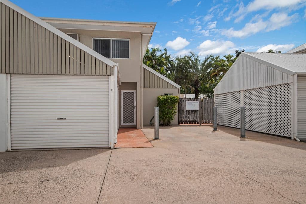 531 Varley Street, Yorkeys Knob QLD 4878, Yorkeys Knob - Thumbnail 2