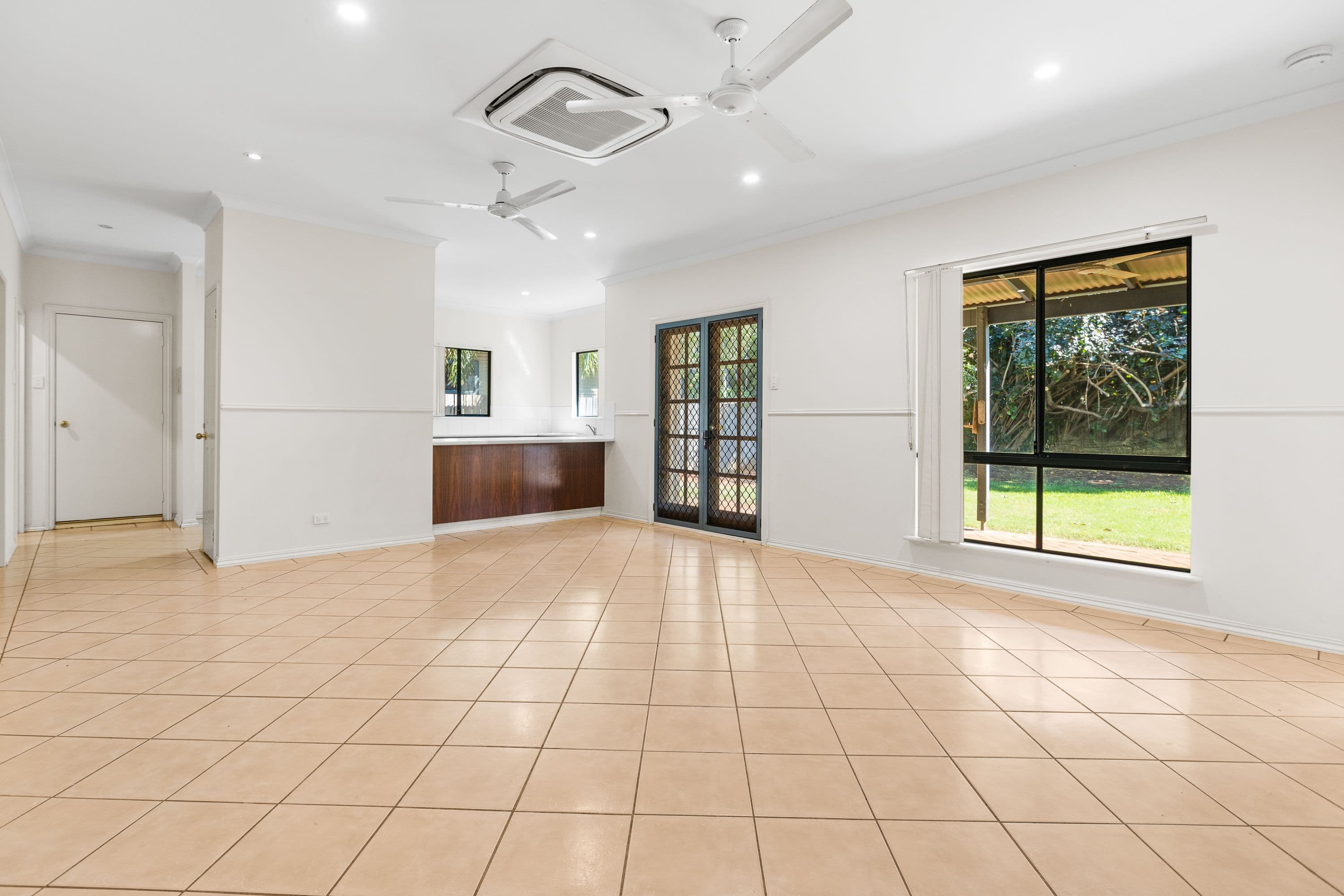 10 Spoonbill Avenue, Djugun WA 6725, Djugun - Thumbnail 6