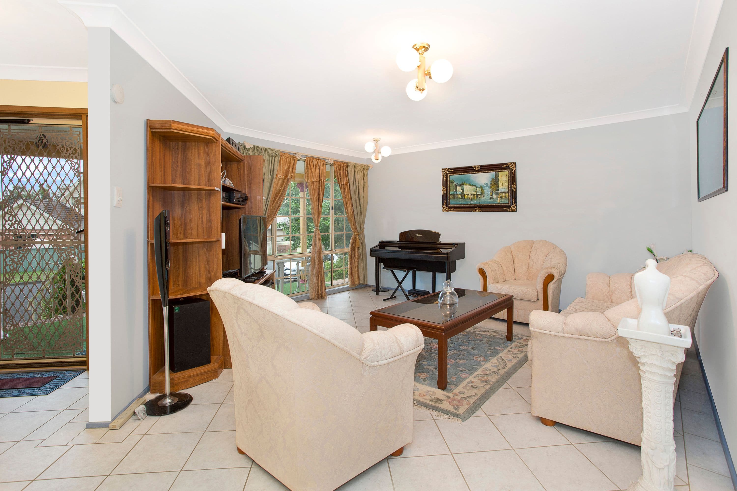 10 Sir Joseph Banks Drive, Bateau Bay - Thumbnail 5