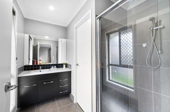 32 Bedford Circuit, Coes Creek QLD 4560, Coes Creek - Thumbnail 4