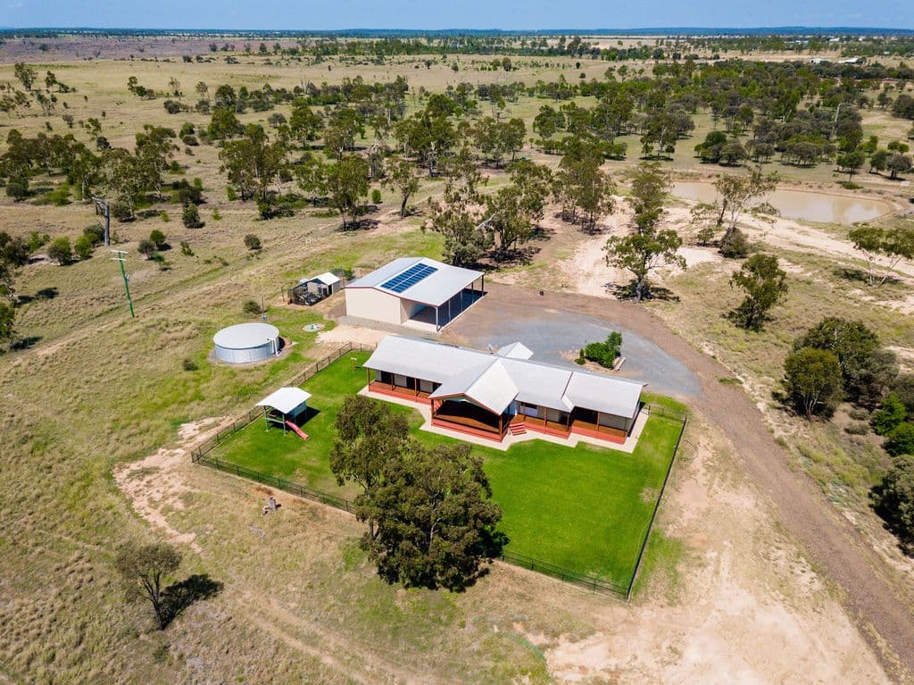 320 Glengallan Road, Emerald QLD 4720, Emerald - Image 1