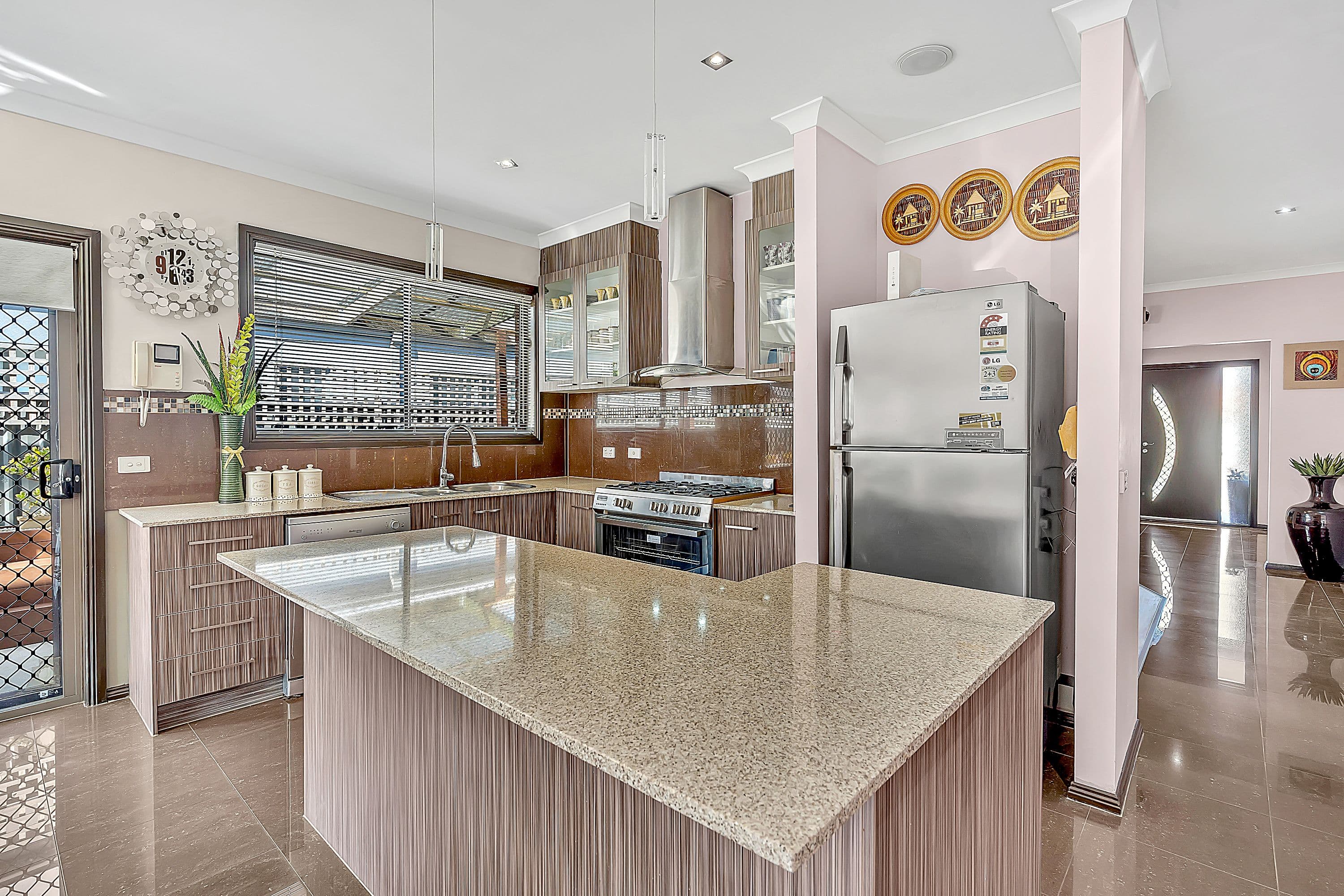 28 Somersby Road, Craigieburn VIC 3064, Craigieburn - Thumbnail 8