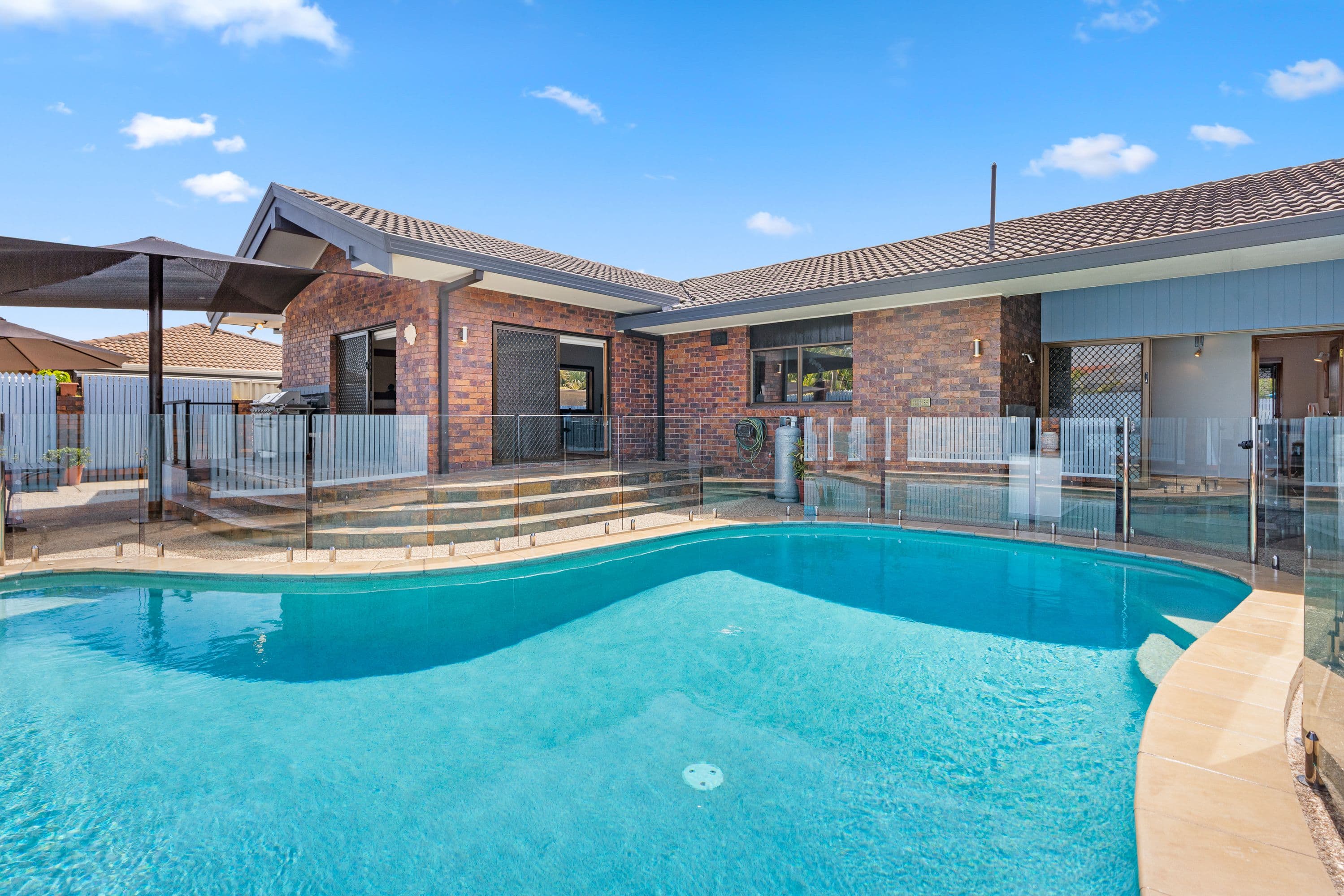 1 Kilbreck Street, Benowa Waters QLD 4217, Benowa Waters - Thumbnail 3