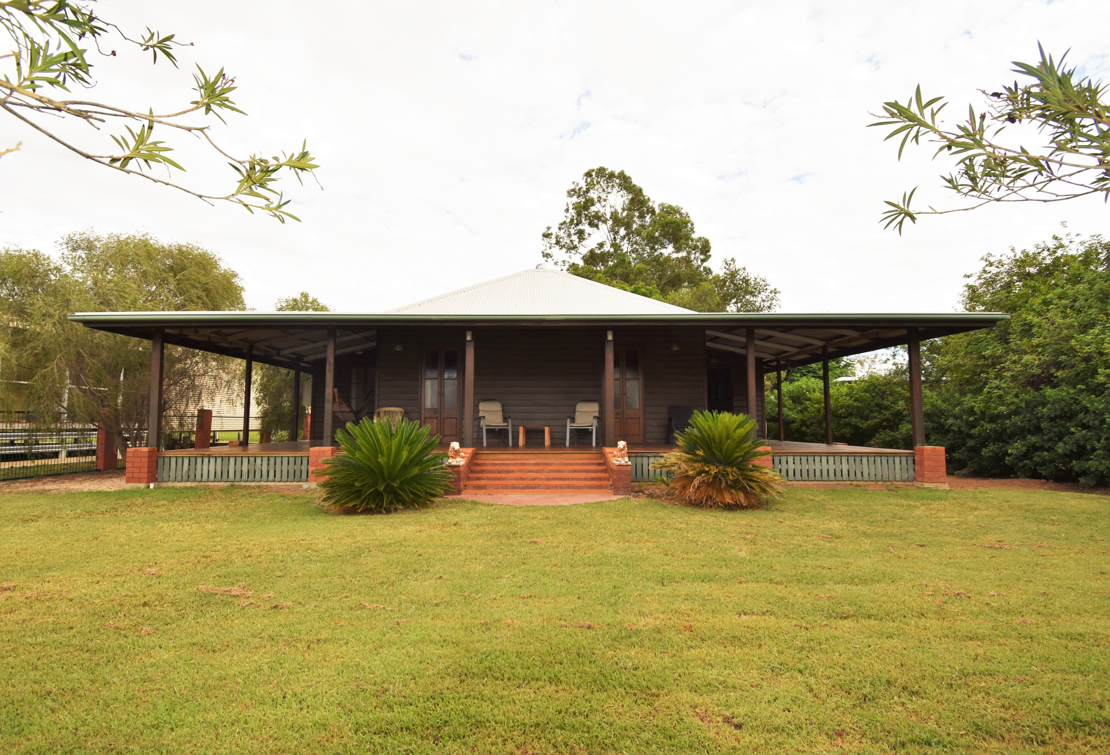 107 Falcon Street, LONGREACH QLD 4730, Longreach - Thumbnail 2