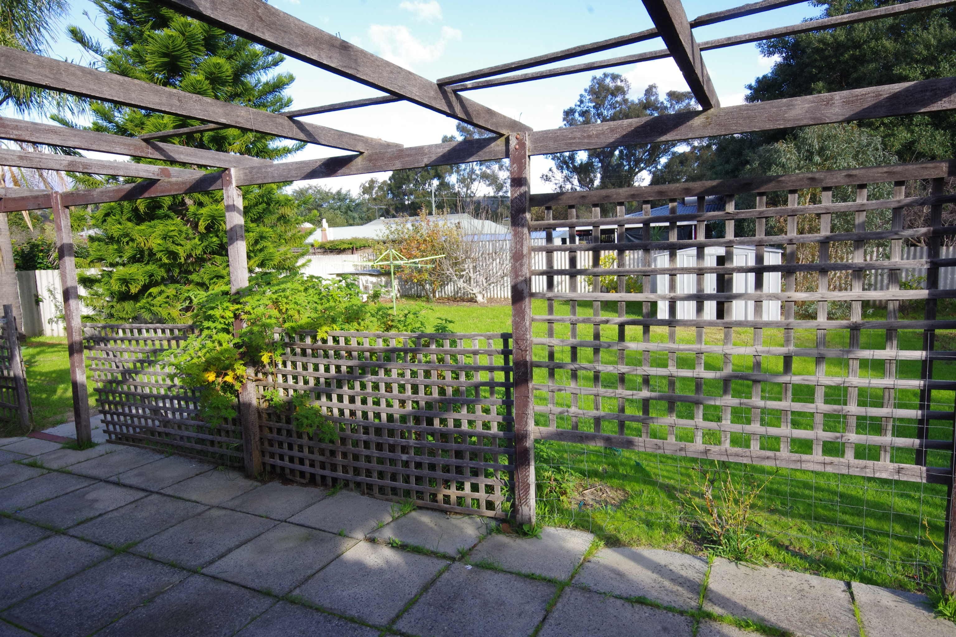 14 Rhine Way, Swan View WA 6056, Swan View - Thumbnail 3