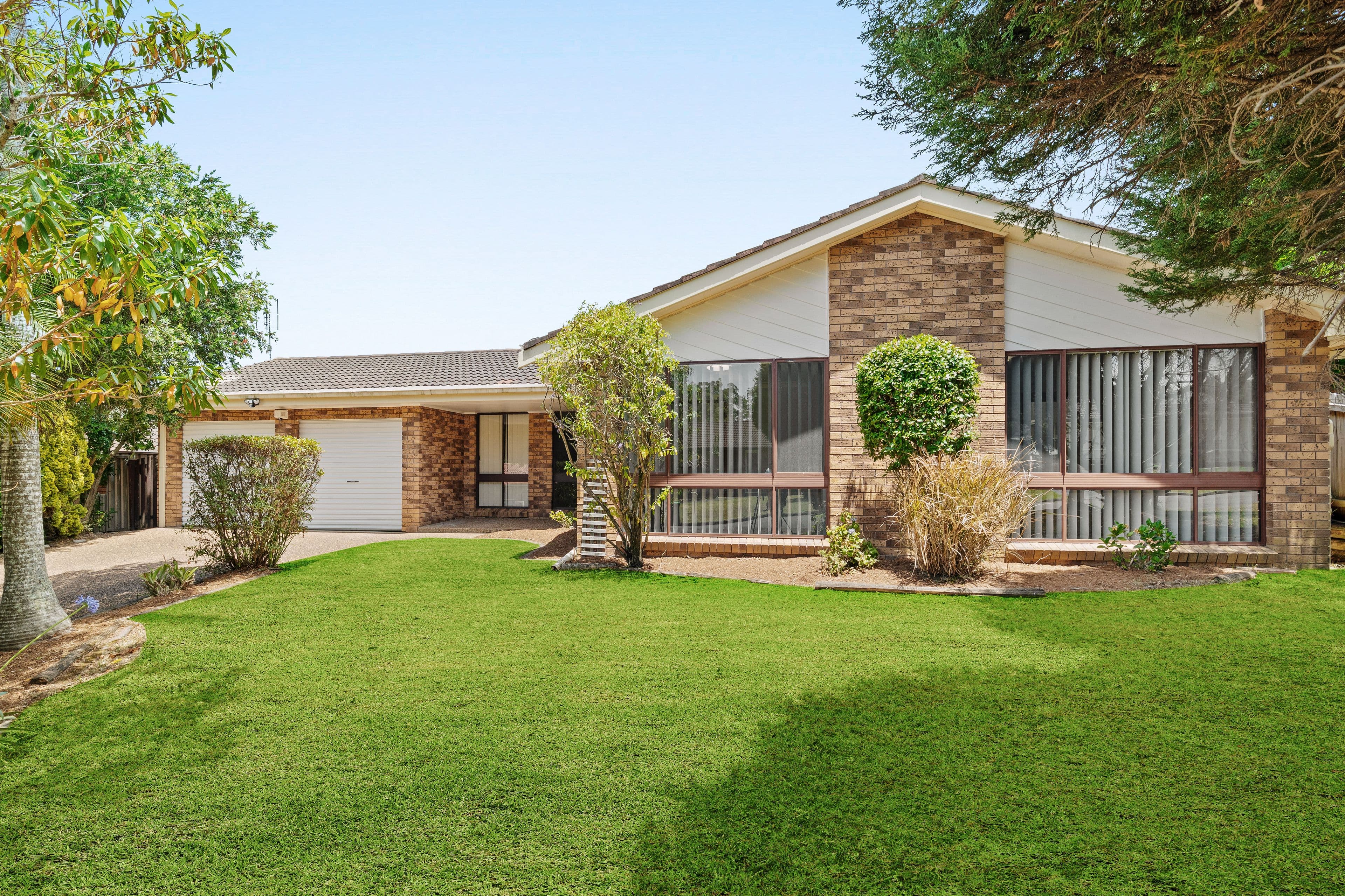 15 Greenlee Street, Green Point NSW 2251, Green Point - Image 1