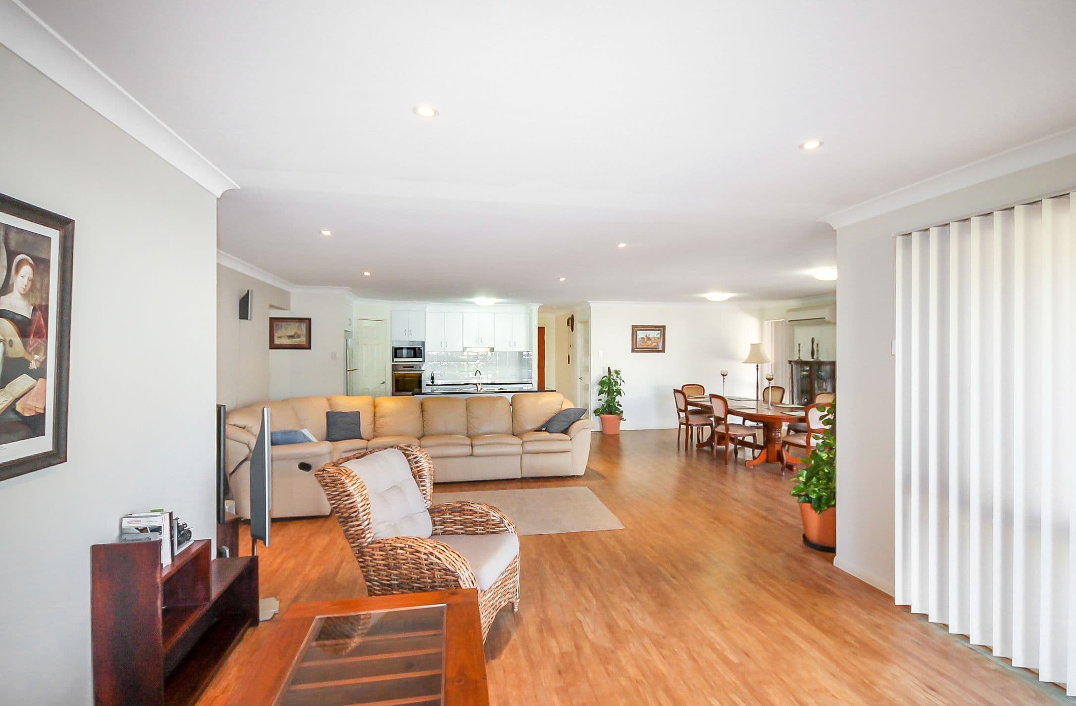 21 Pratten Street, Dalby QLD 4405, Dalby - Thumbnail 2