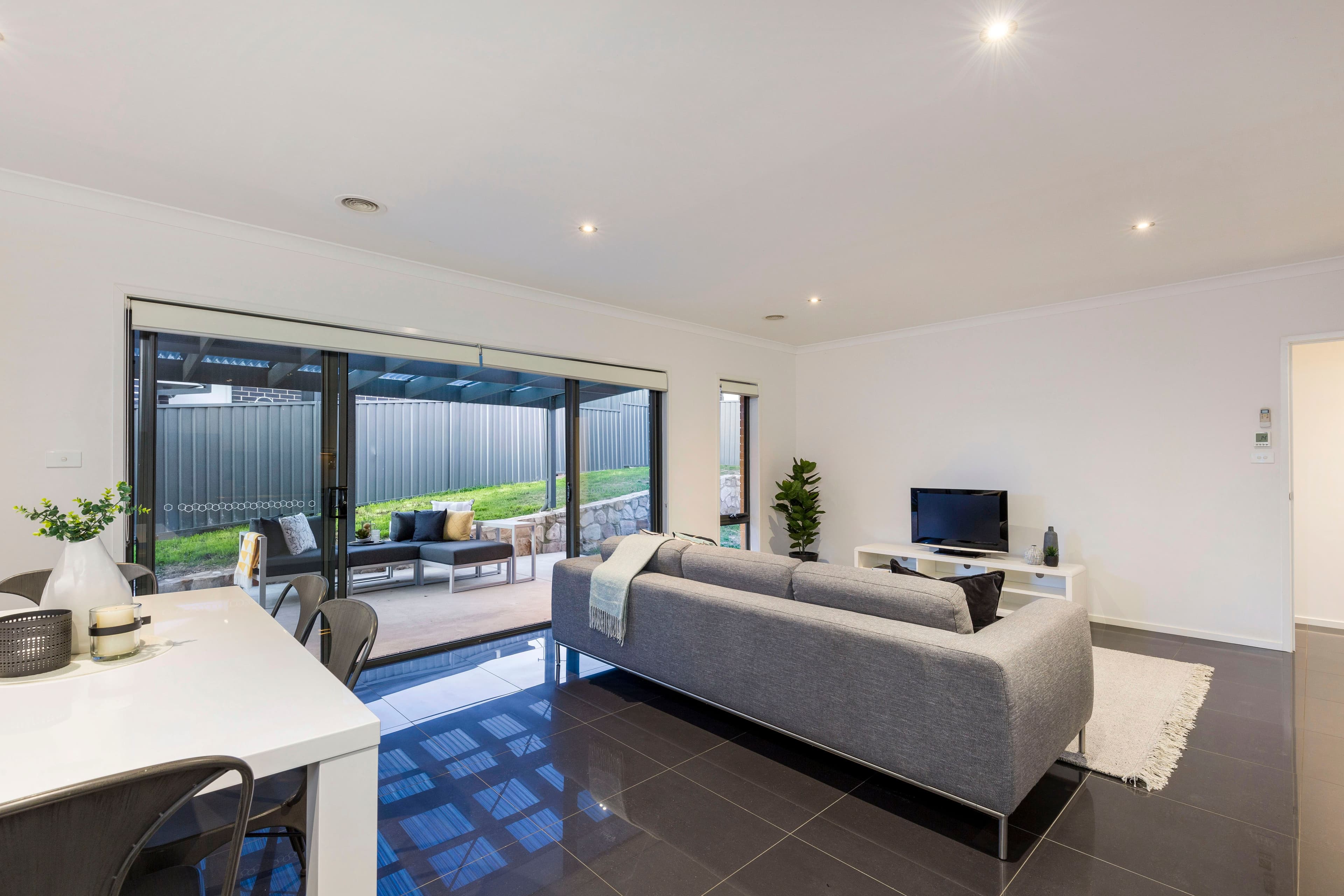 12 Avenal Street, Crace ACT 2911, Crace - Thumbnail 6