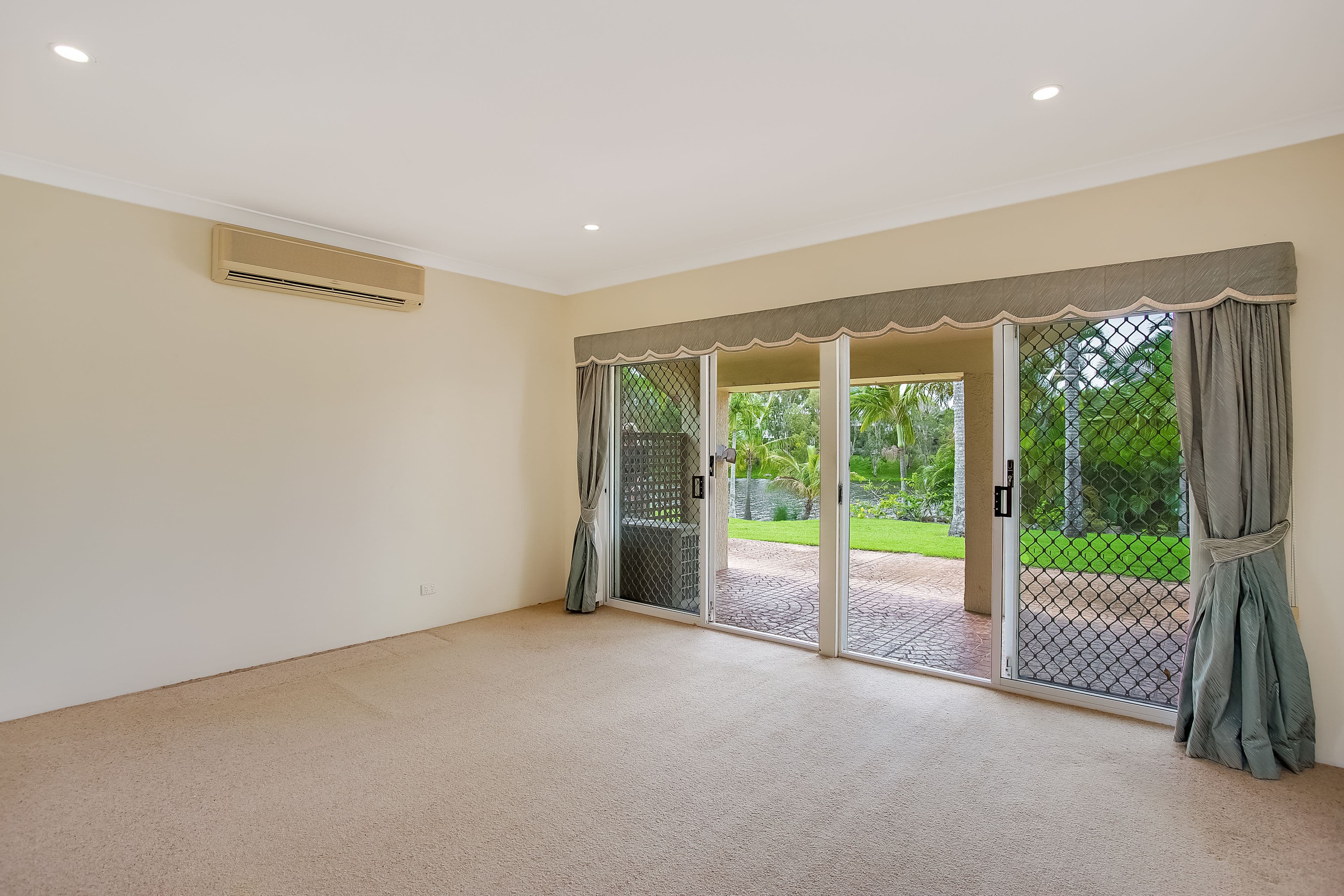 24 Ron Penhaligon Way, Robina QLD 4226, Robina - Thumbnail 5