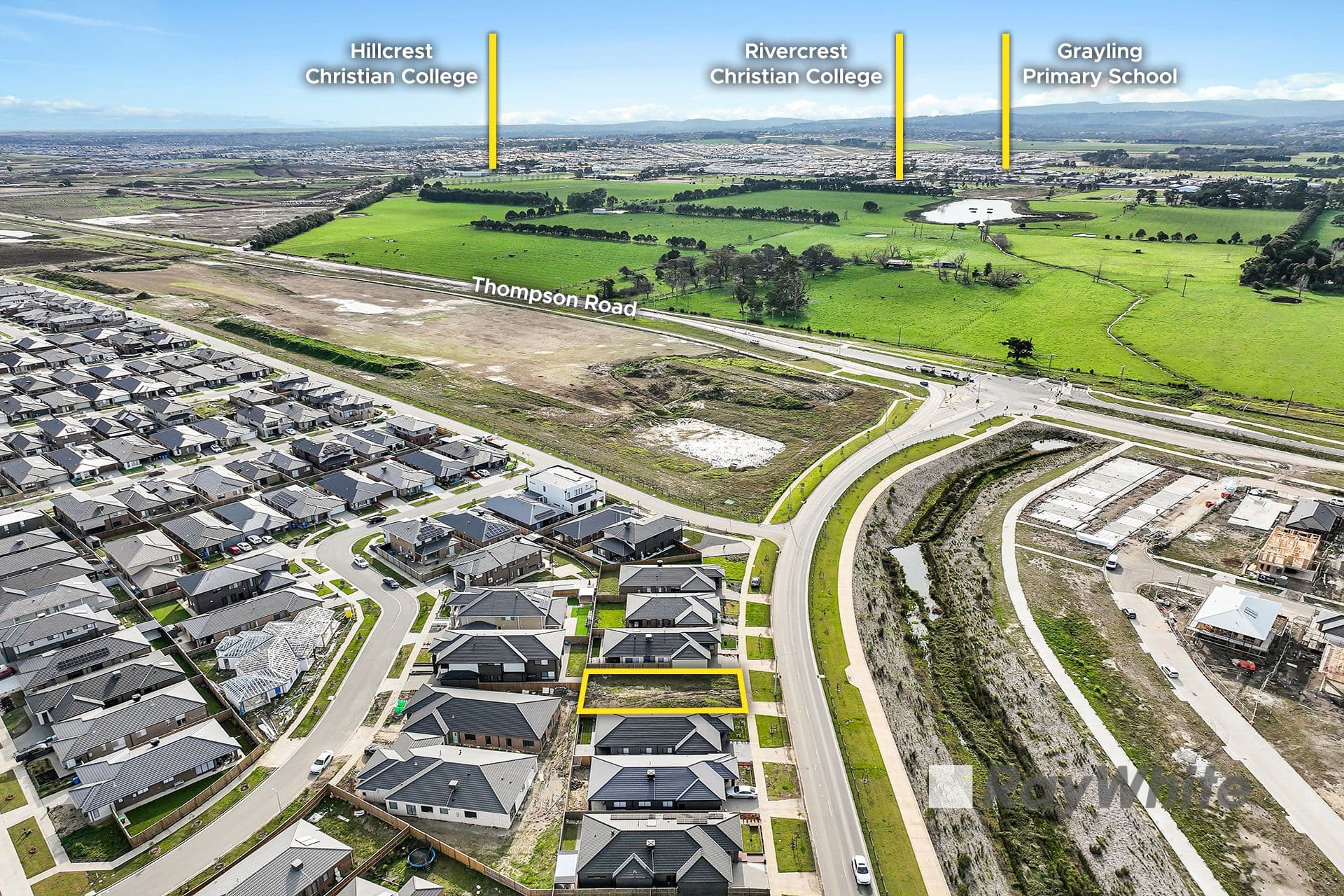 31 Smiths Lane, Clyde North VIC 3978, Clyde North - Thumbnail 3
