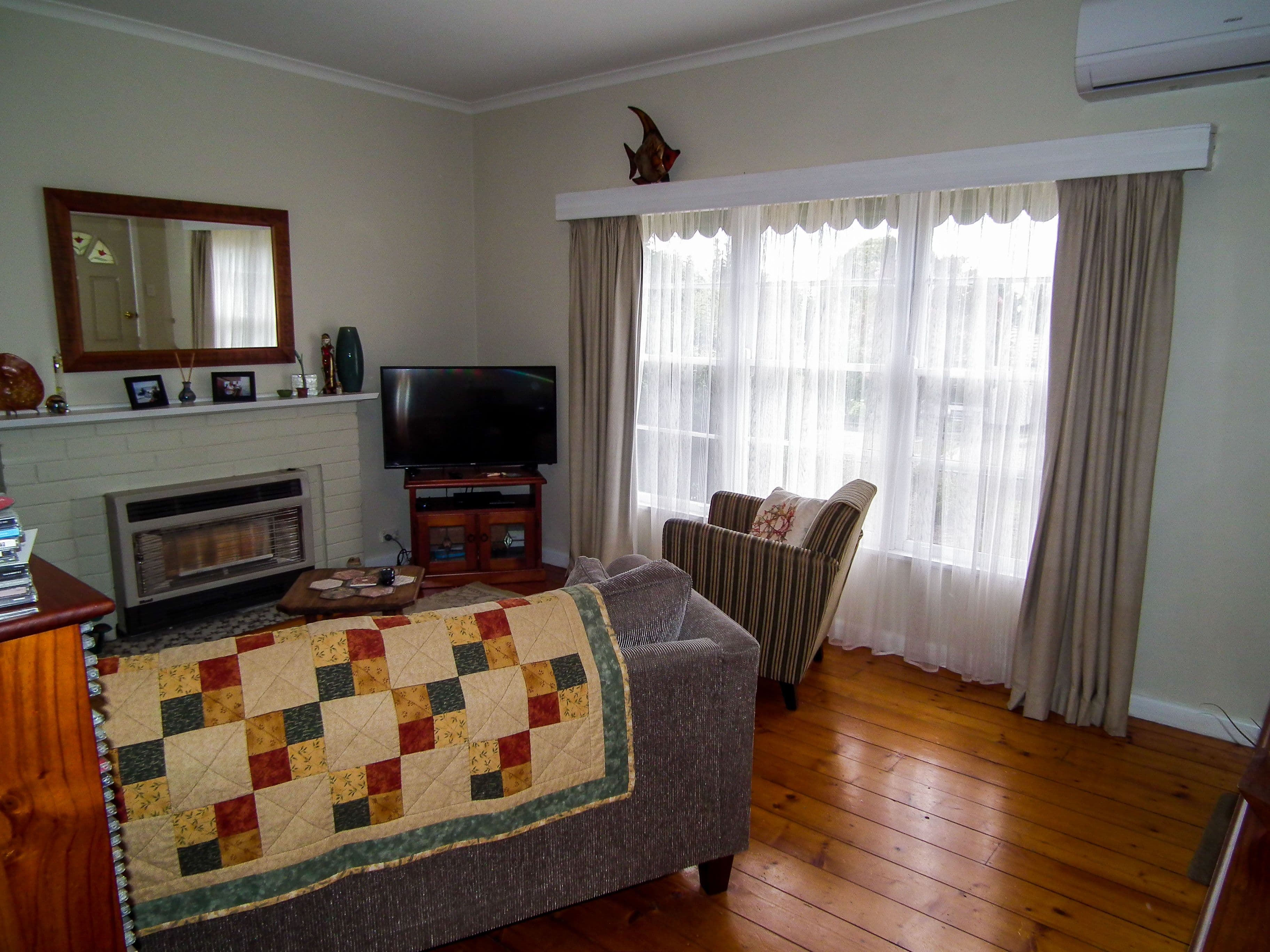 6 Tehan Street, Seymour VIC 3660, Seymour - Thumbnail 3
