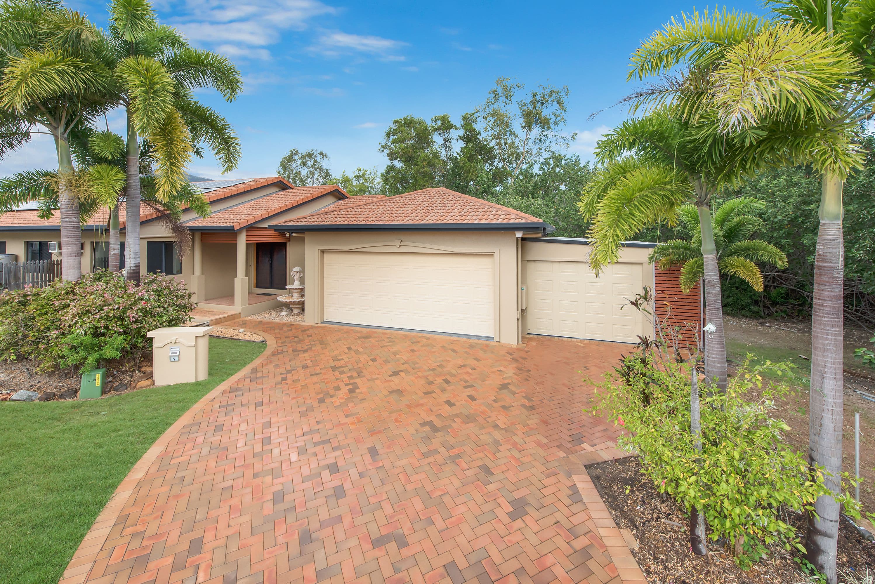 5 Armidale Court, Douglas QLD 4814, Douglas - Image 1