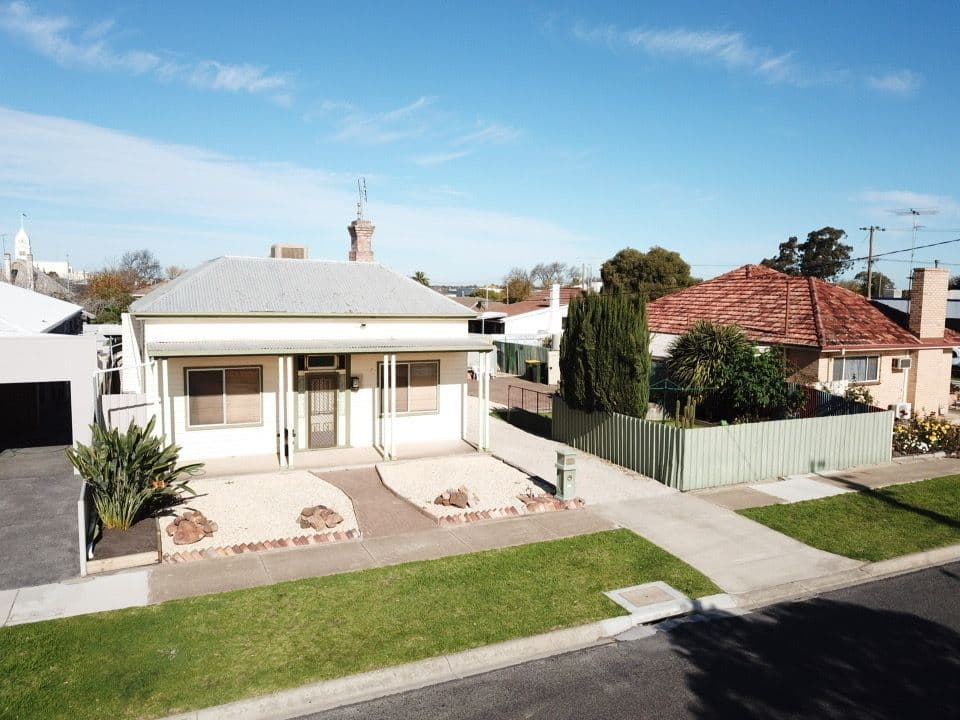 22 Henry Street, Horsham VIC 3400, Horsham - Image 1