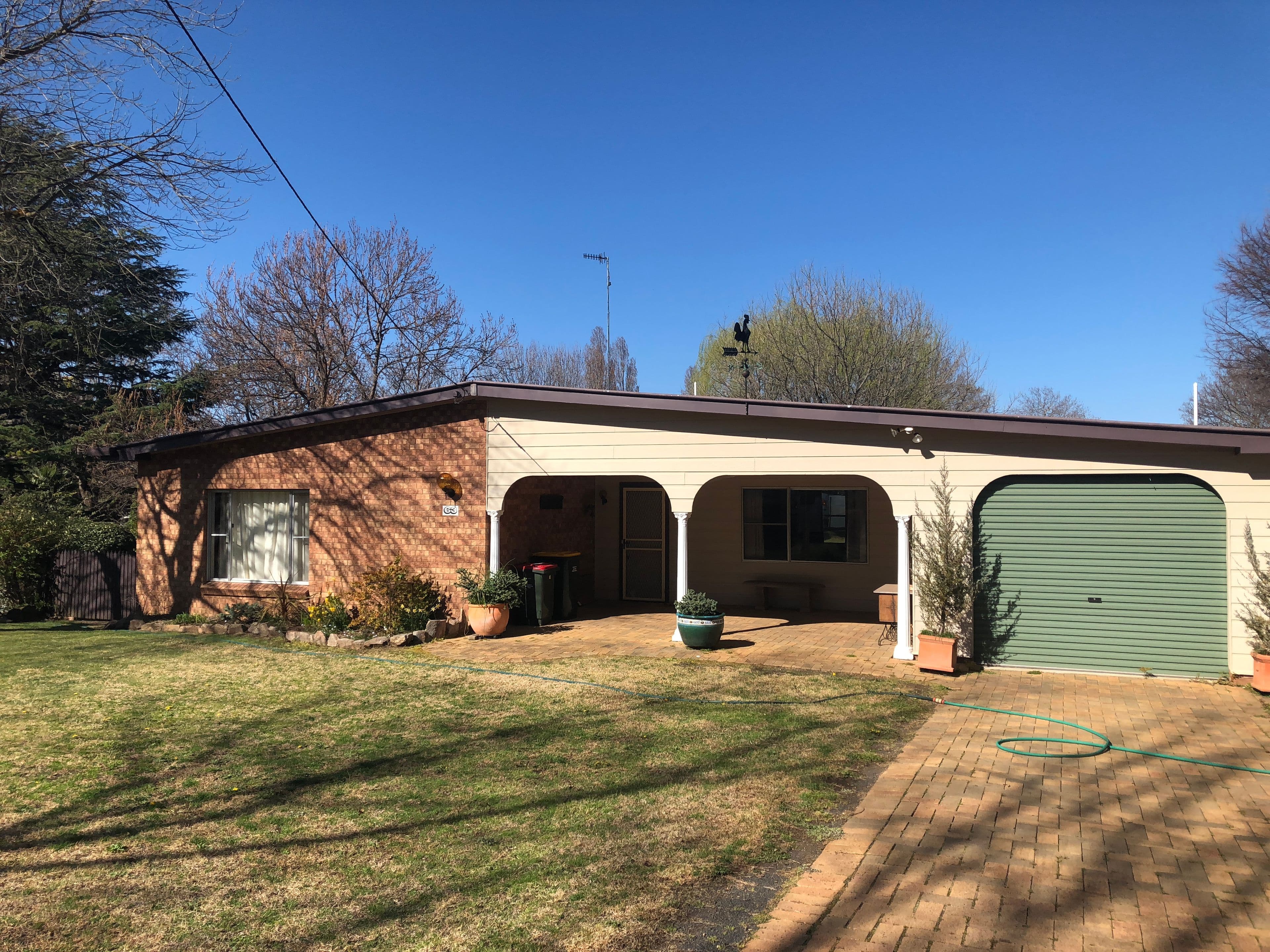 63 Manns Lane, Glen Innes - Image 1