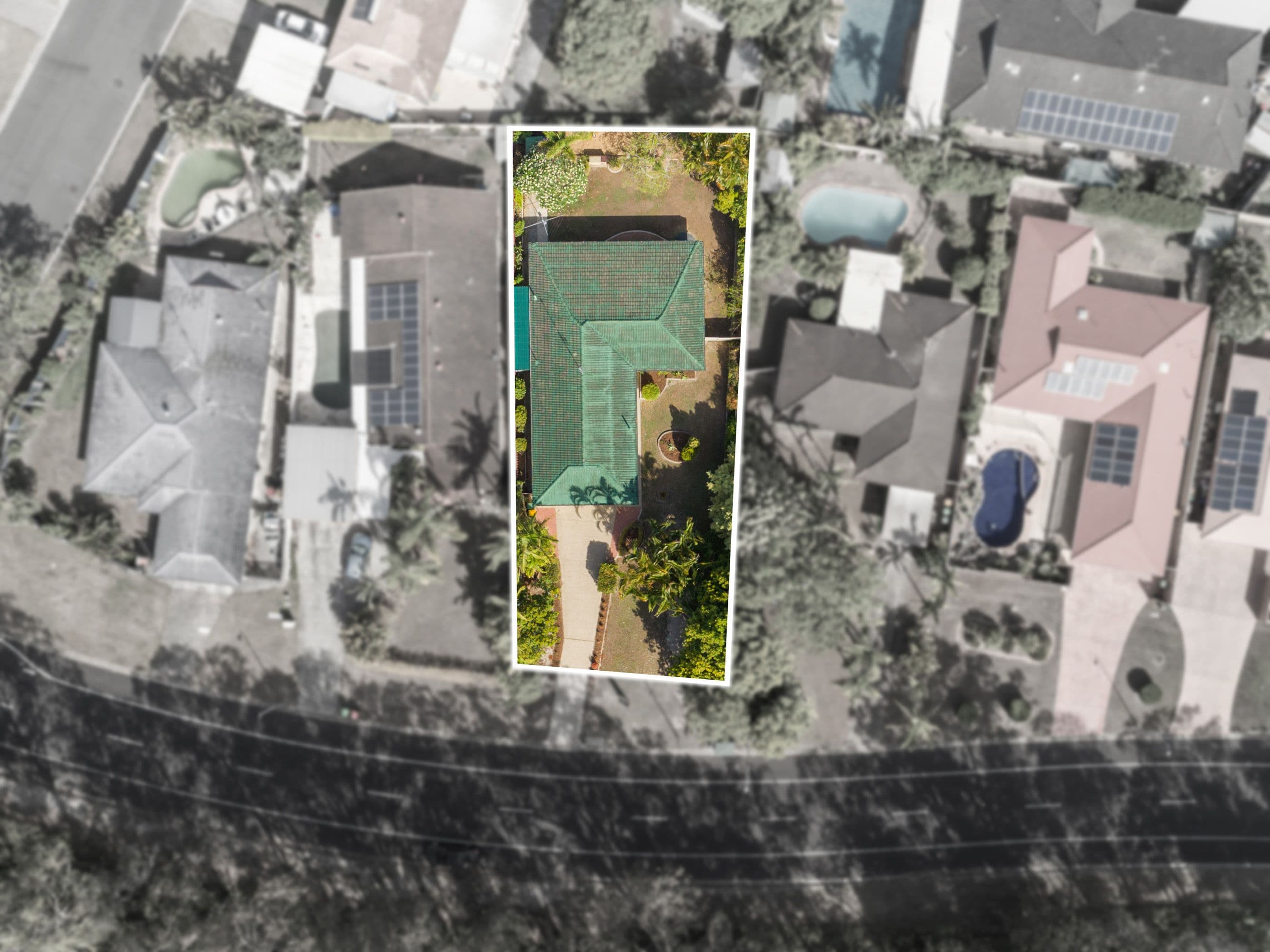194 Tallebudgera Drive, Palm Beach QLD 4221, Palm Beach - Thumbnail 3