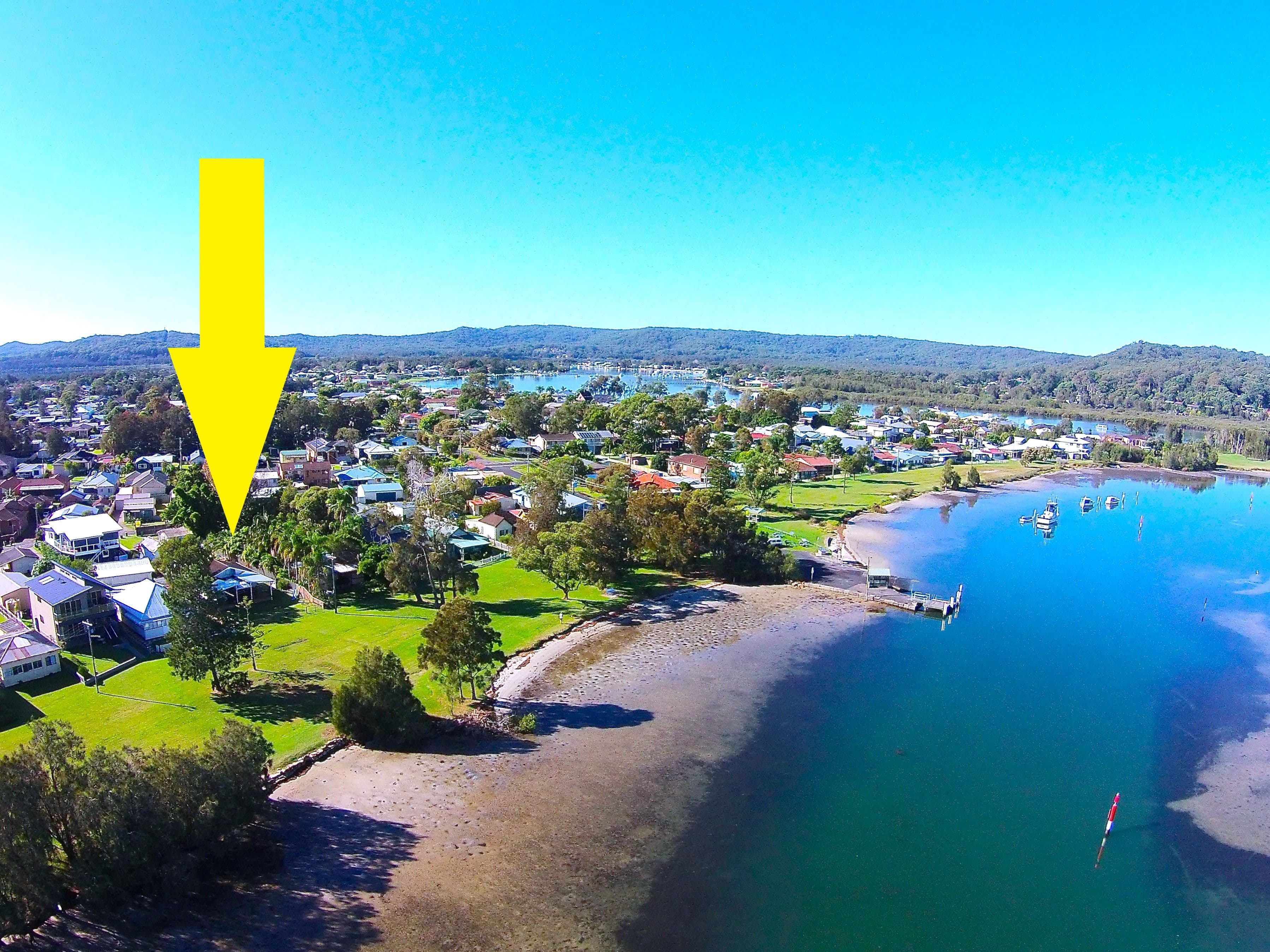 11 Lenora Avenue, Davistown - Thumbnail 2