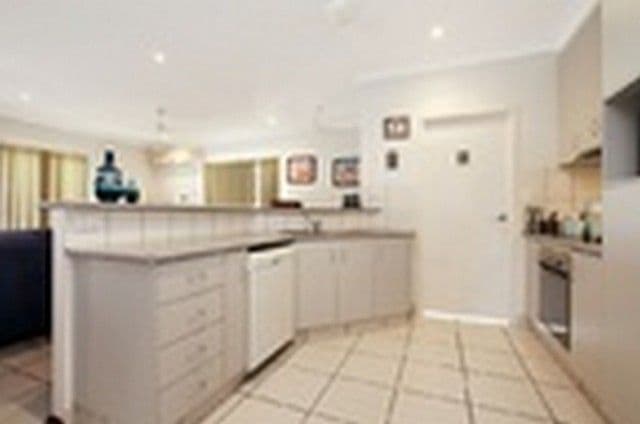 15 Wood Crescent, Rosebery NT 0832, Rosebery - Thumbnail 2