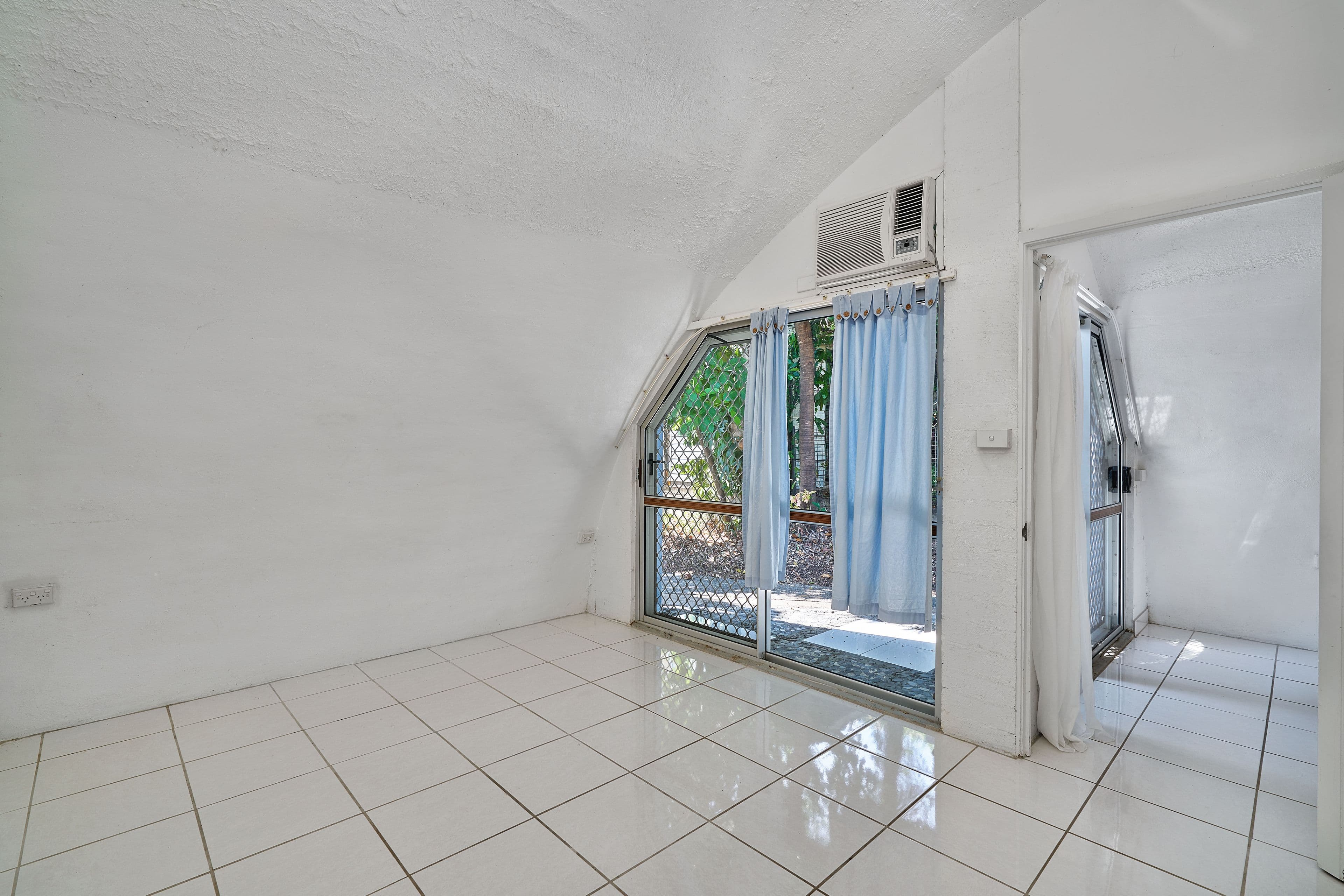 47 Vasey Esplanade, Trinity Beach QLD 4879, Trinity Beach - Thumbnail 4
