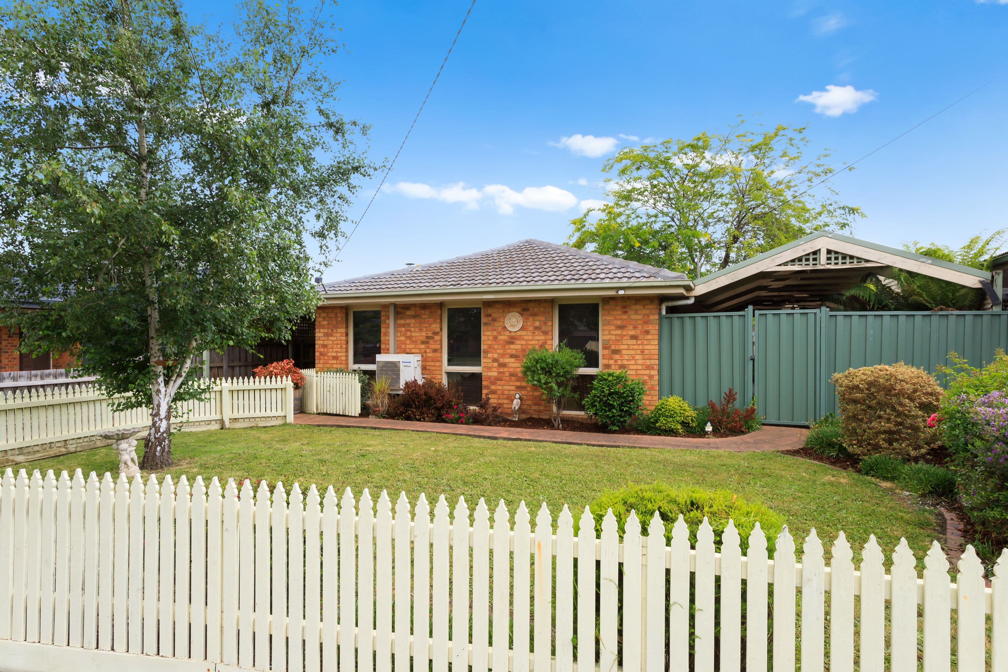 32 Gael Court, Mernda VIC 3754, Mernda - Thumbnail 2