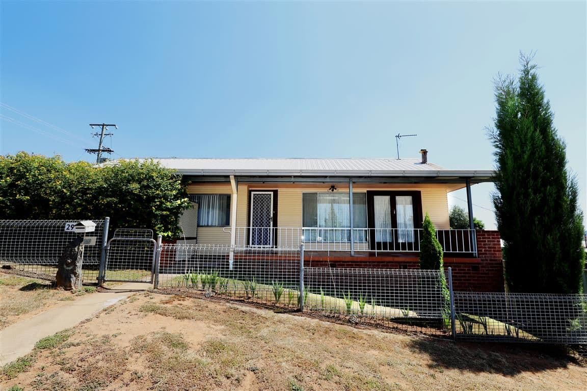 29 Corralyn Avenue, Batlow NSW 2730, Batlow - Image 1