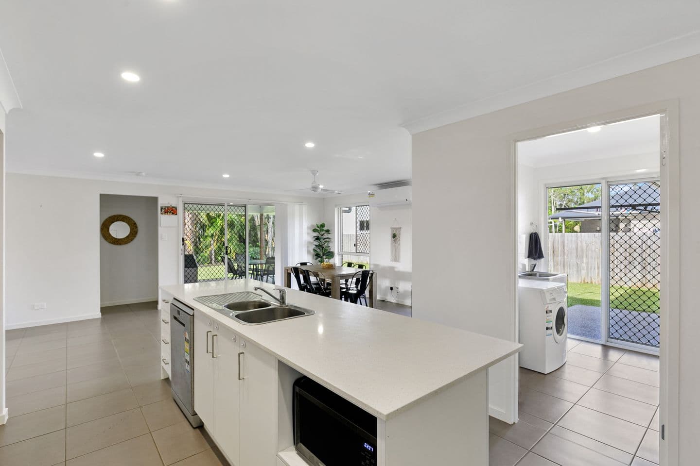 8B Jimilee Street, Dundowran Beach QLD 4655, Dundowran Beach - Thumbnail 5