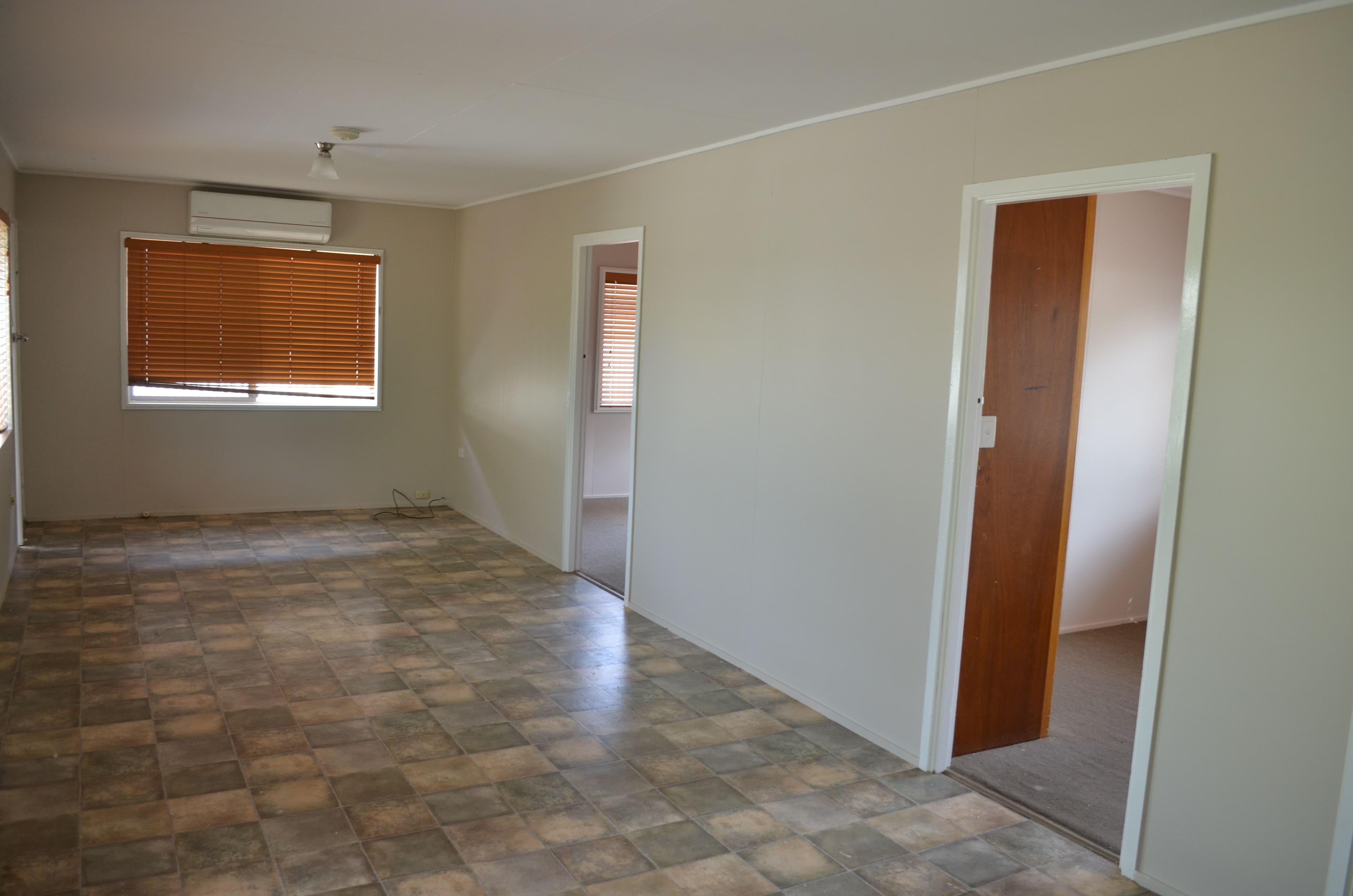 46 RUSSELL Street, GOONDIWINDI QLD 4390, Goondiwindi - Thumbnail 2