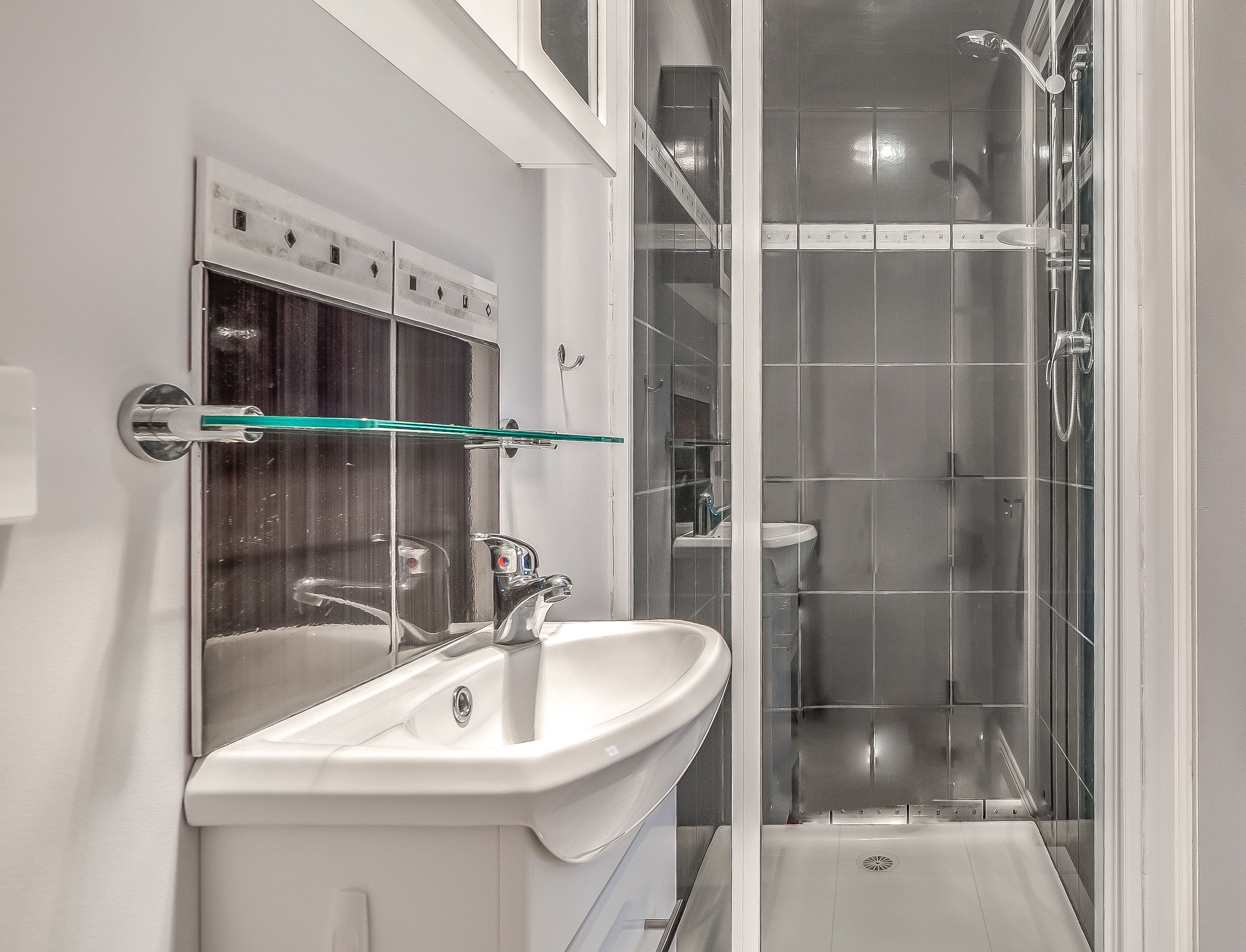 140 Bowen Road, Lutana TAS 7009, Lutana - Thumbnail 4