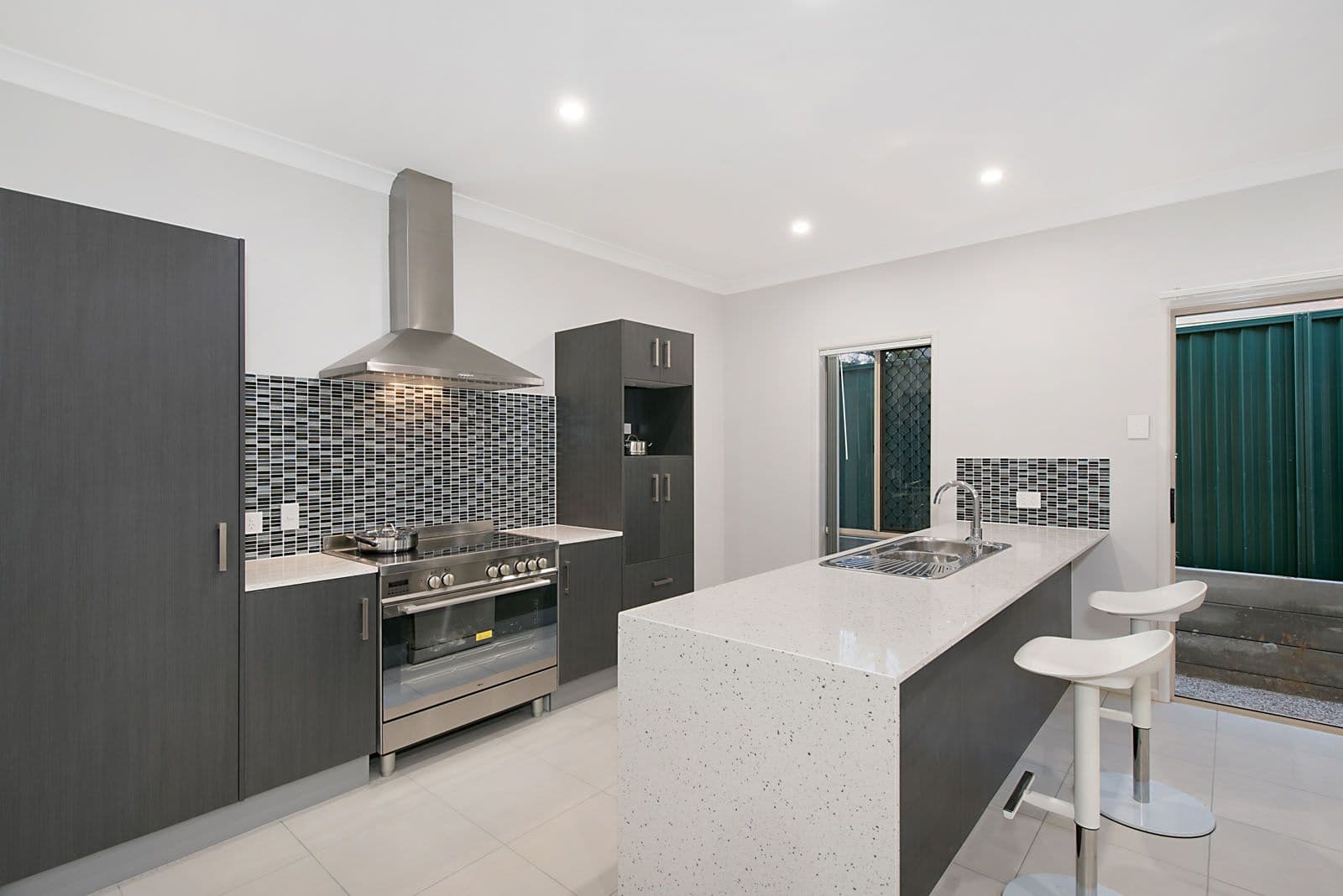 30 Cradock Street, Holland Park QLD 4121, Holland Park - Thumbnail 3