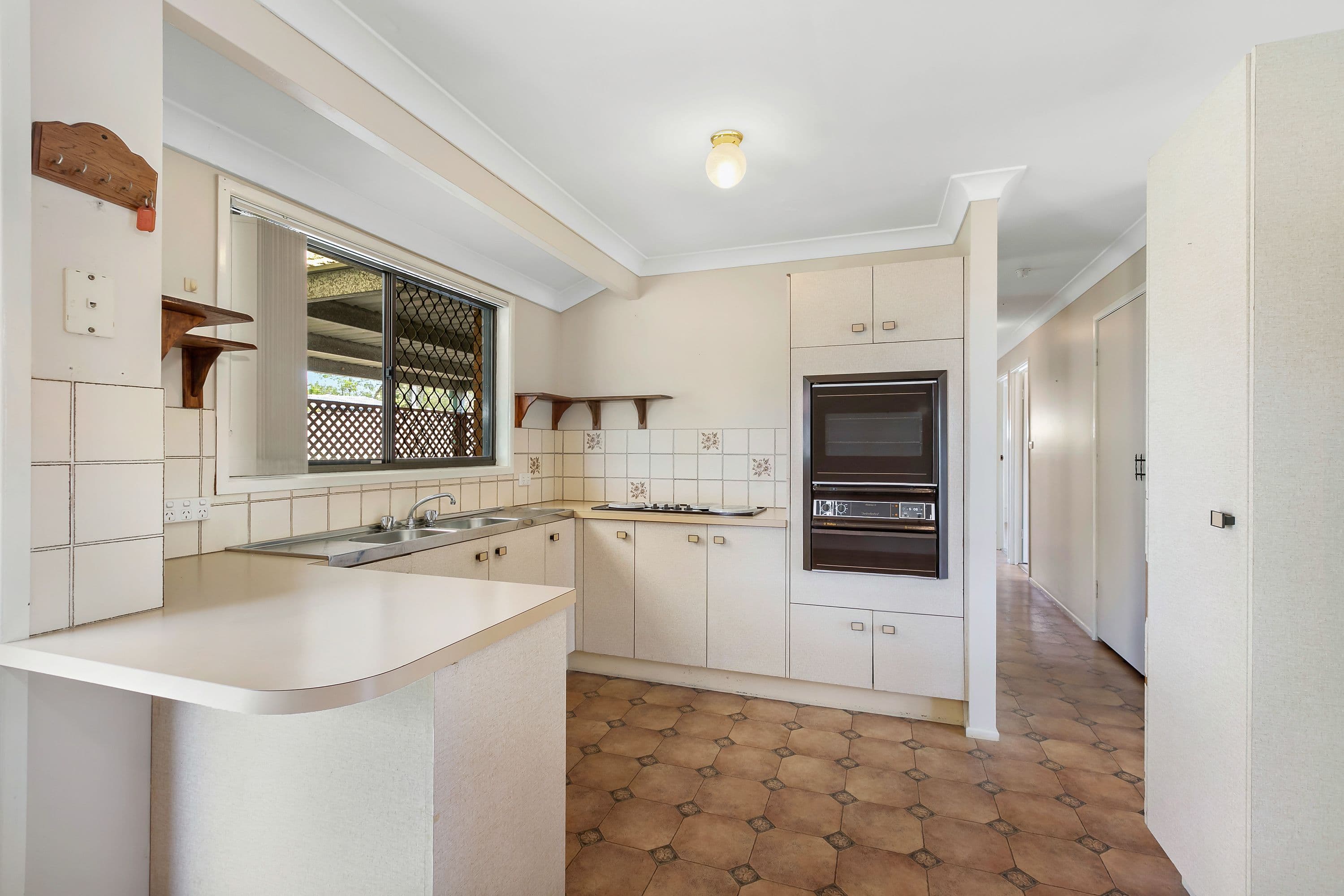 17 Churchill Street, Capalaba QLD 4157, Capalaba - Thumbnail 8