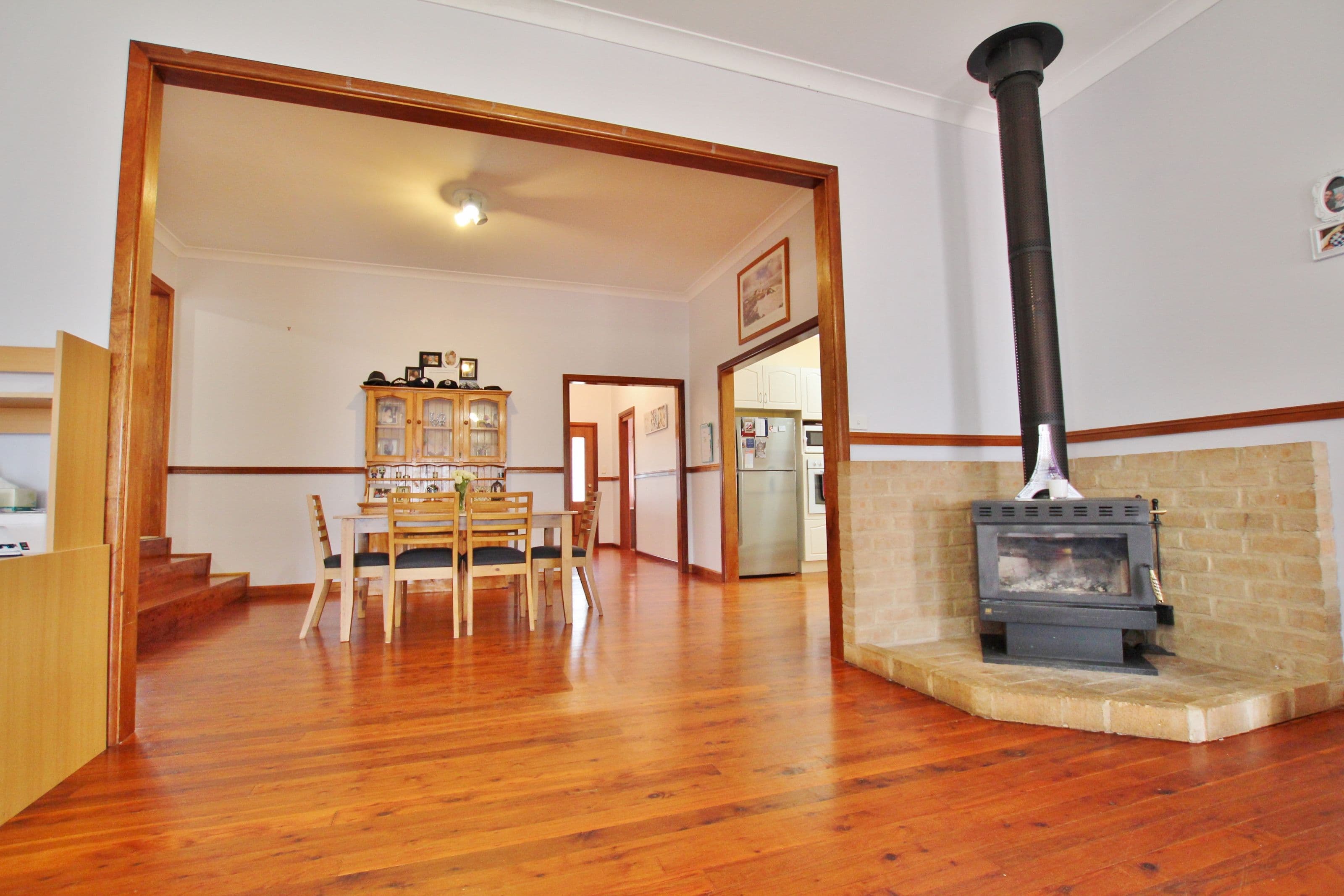 51 Murringo Street, Young - Thumbnail 5