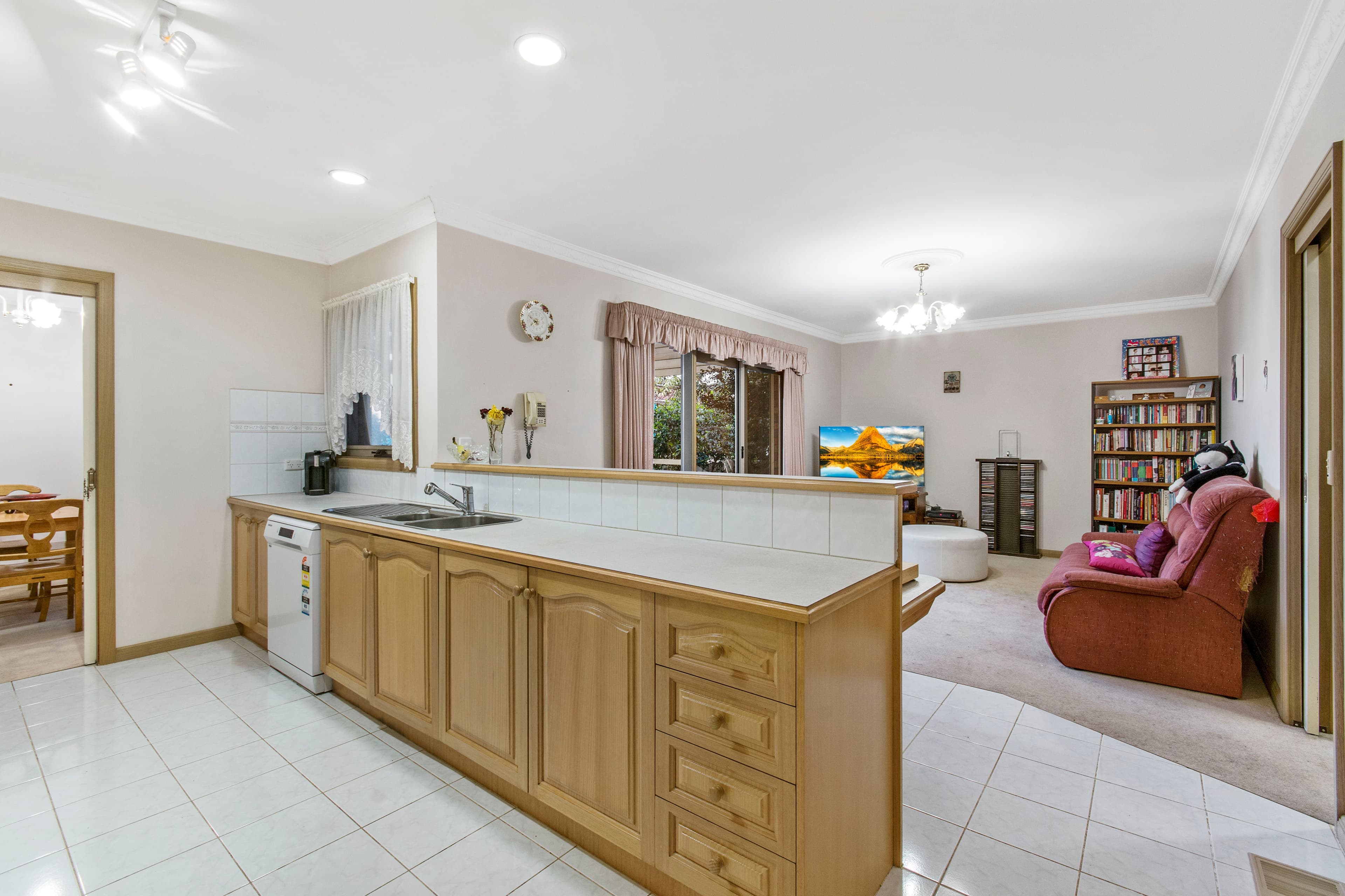 16 Monica Close, Endeavour Hills VIC 3802, Endeavour Hills - Thumbnail 5