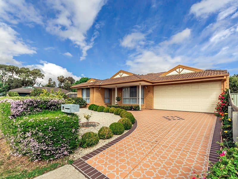 10 Farnborough Place, Hoppers Crossing VIC 3029, Hoppers Crossing - Image 1