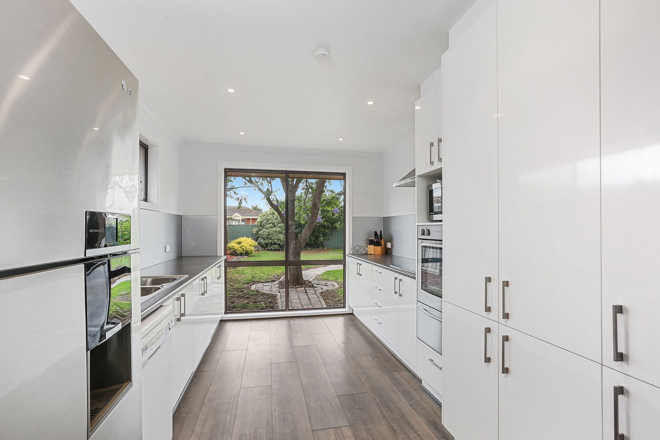2 Saintfield Street, Lara VIC 3212, Lara - Thumbnail 2
