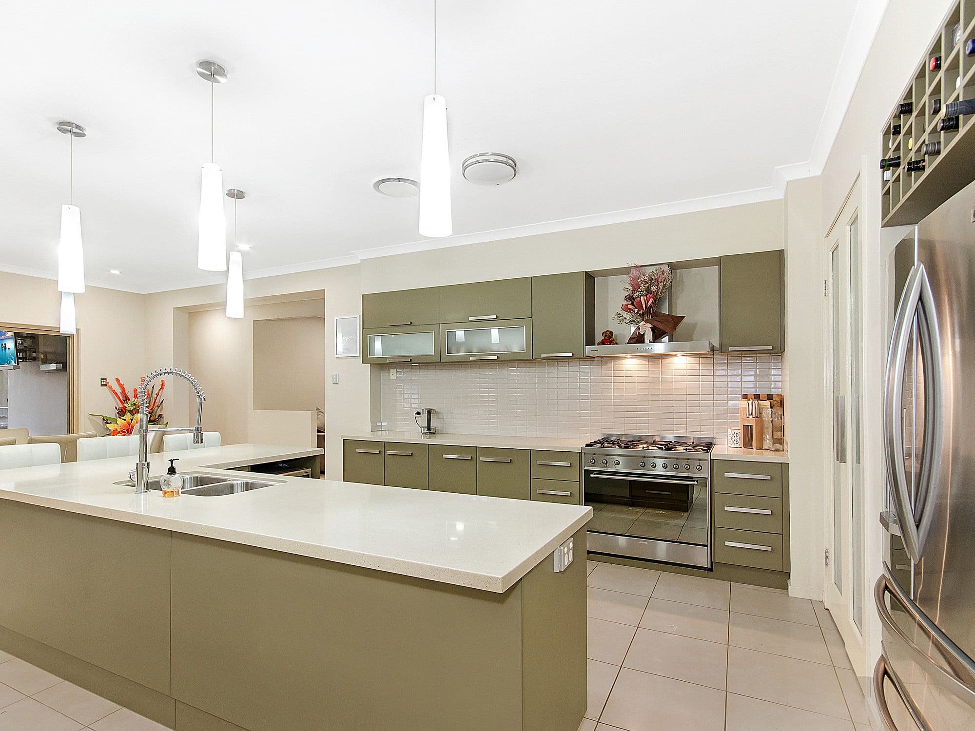 18 Ginger Rogers Road, Maudsland QLD 4210, Maudsland - Thumbnail 8