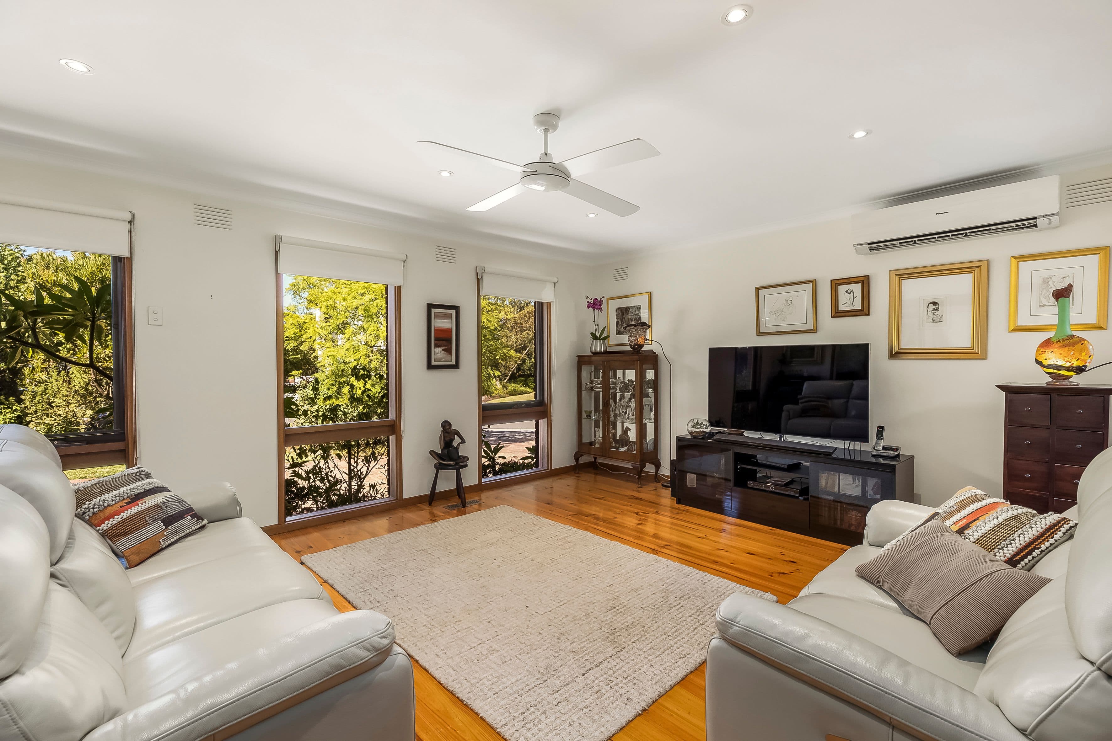 23 St Georges Court, Glen Waverley VIC 3150, Glen Waverley - Thumbnail 2