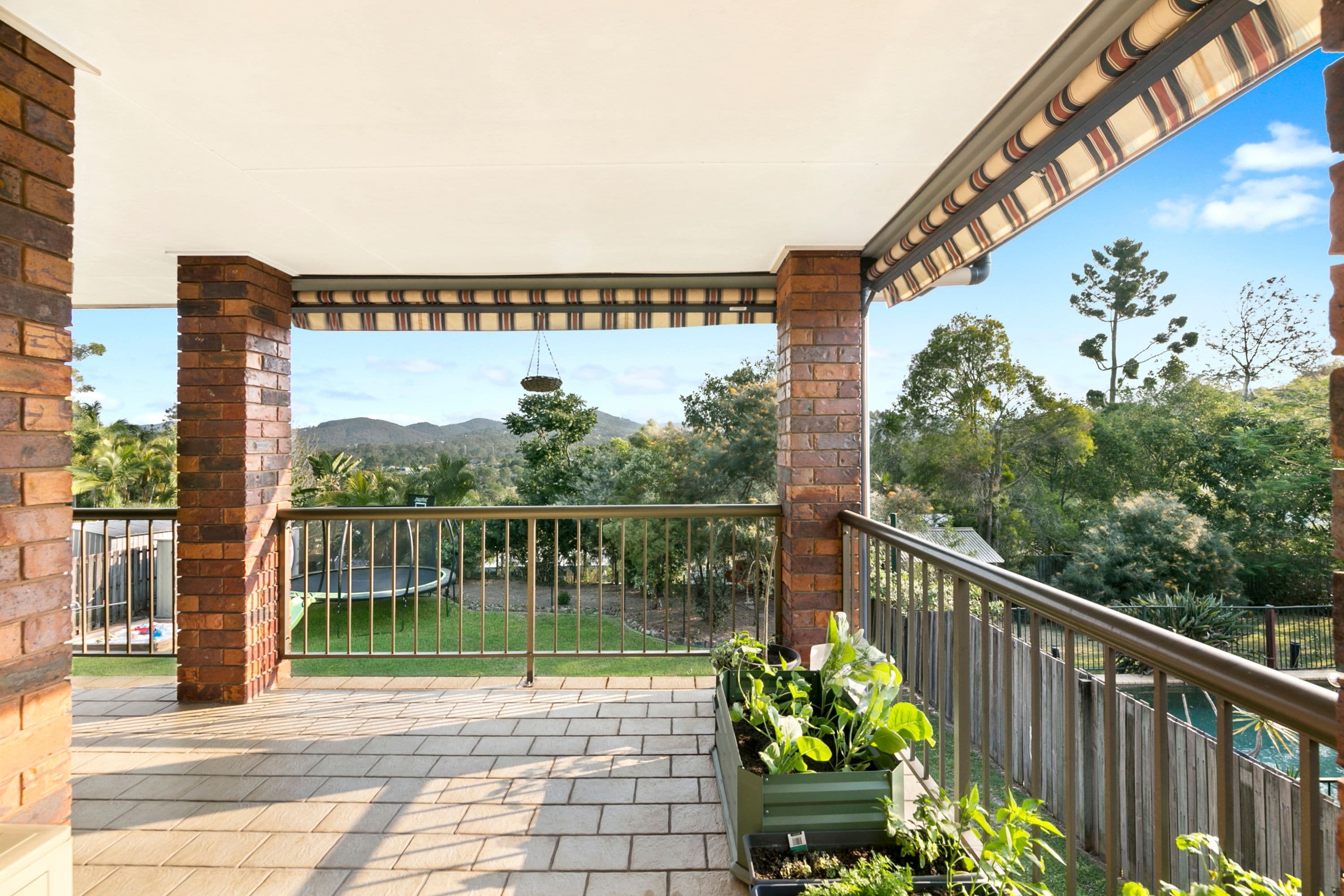 9 Eclipse Court, Mudgeeraba QLD 4213, Mudgeeraba - Thumbnail 3