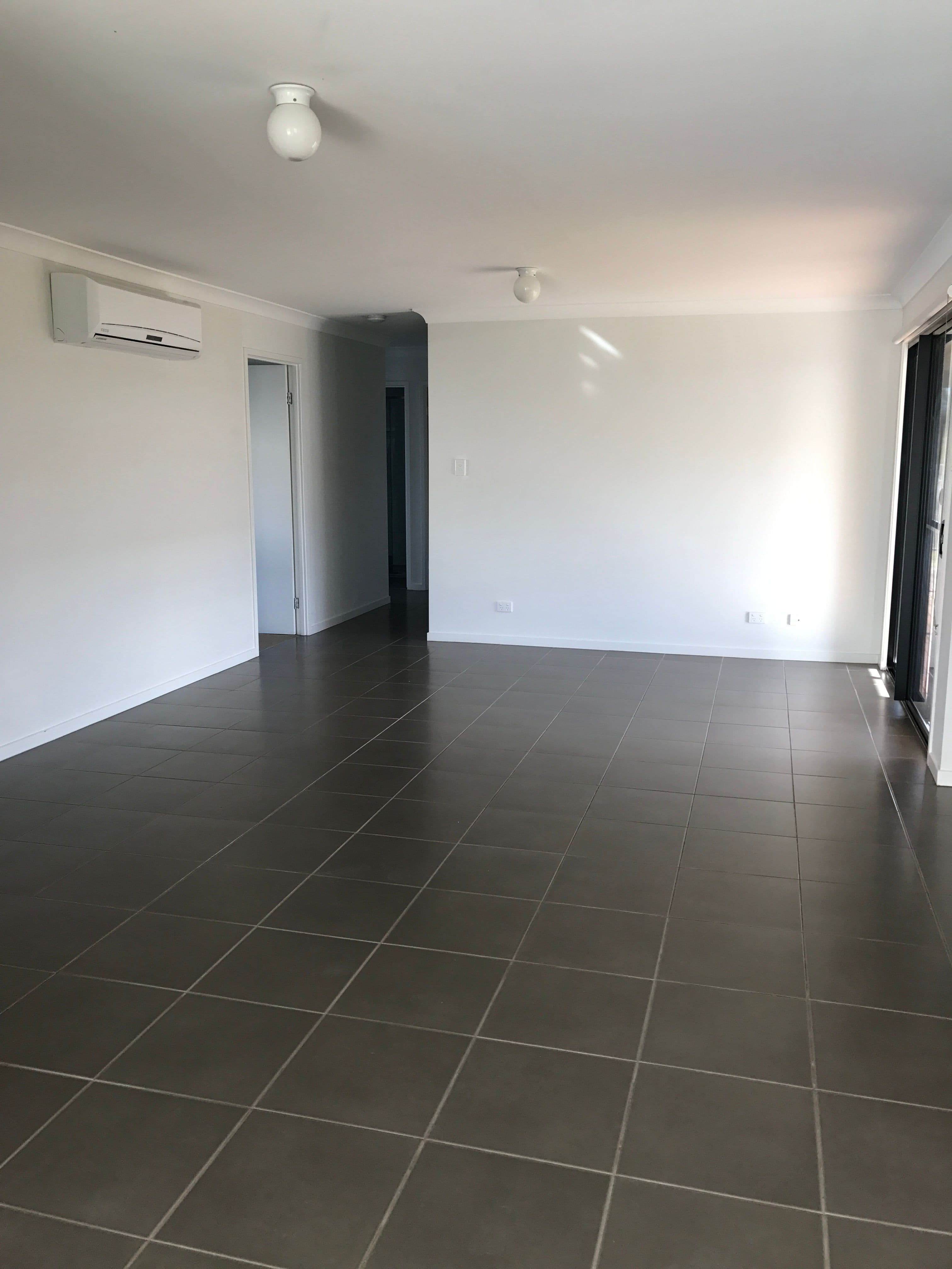 22 Barry Place, Dalby QLD 4405, Dalby - Thumbnail 2