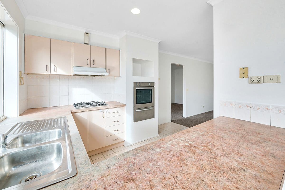 3 Curnow Court, Cranbourne West VIC 3977, Cranbourne West - Thumbnail 5