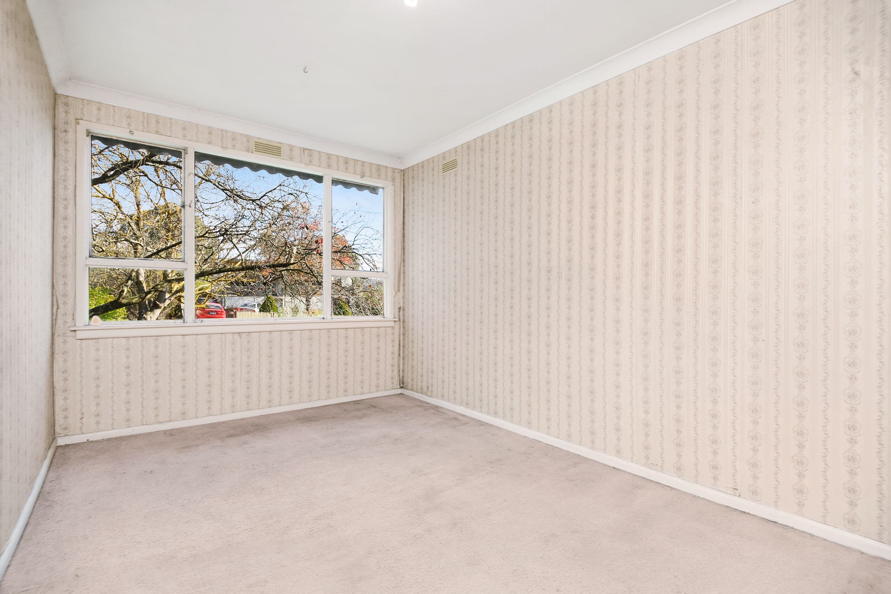 1045 Humffray Street South, Mount Pleasant VIC 3350, Mount Pleasant - Thumbnail 6