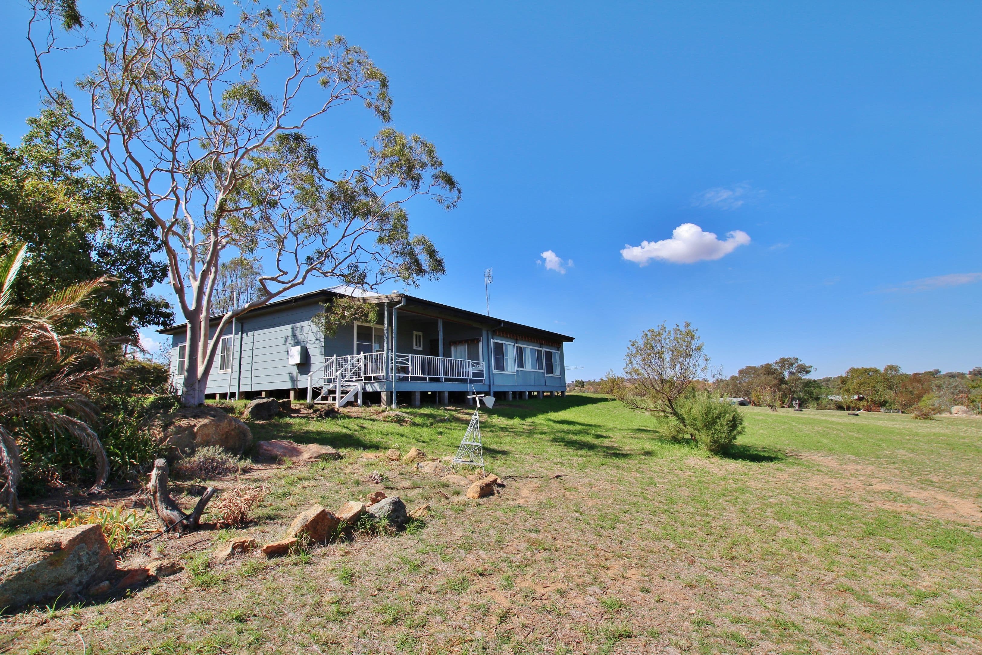 18 Monger Street, Grenfell - Image 1