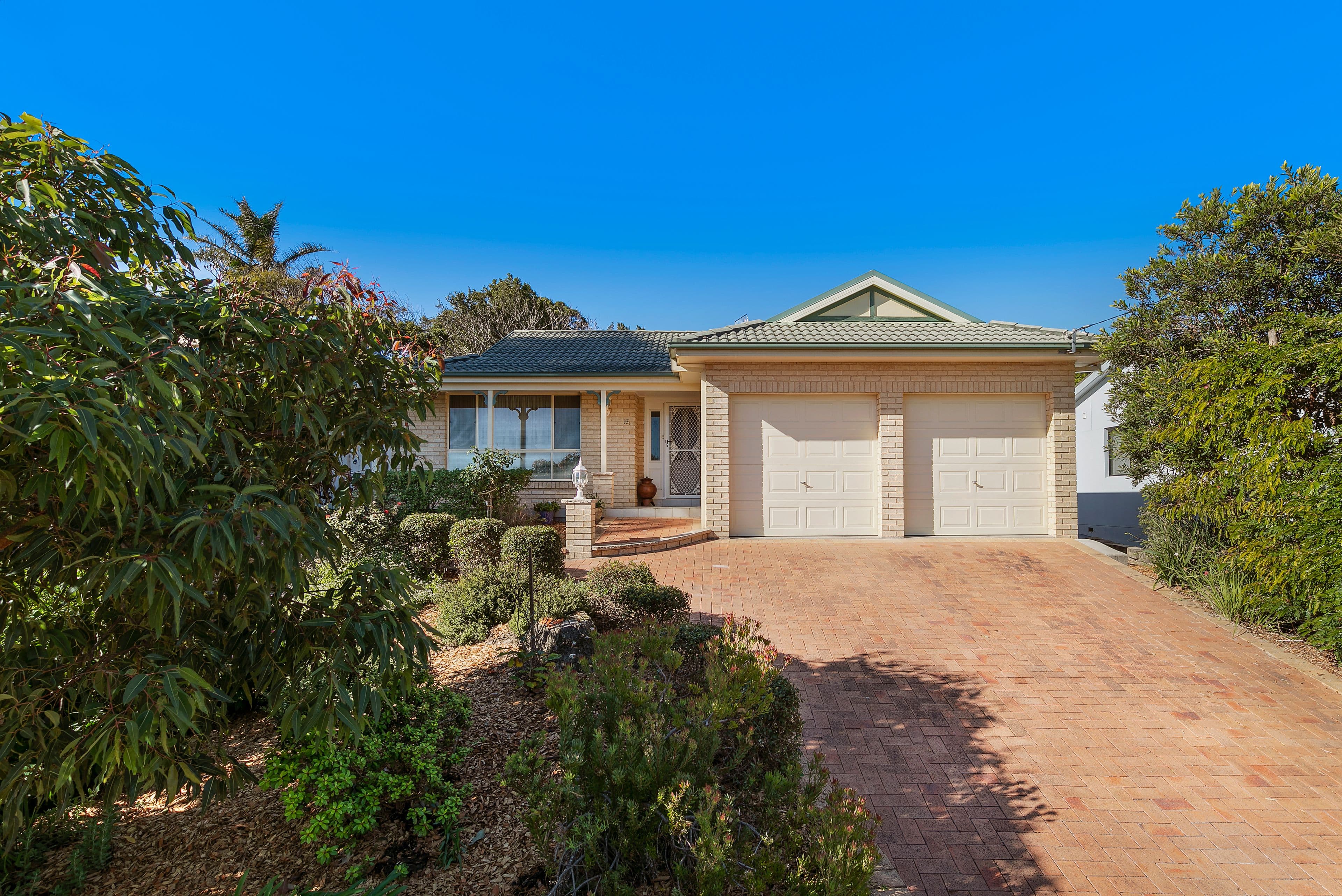 13 Sycamore Avenue, Bateau Bay - Thumbnail 2