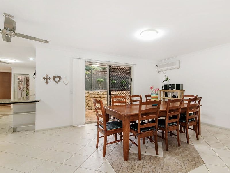 4 Rosewall Place, Oxenford QLD 4210, Oxenford - Thumbnail 8