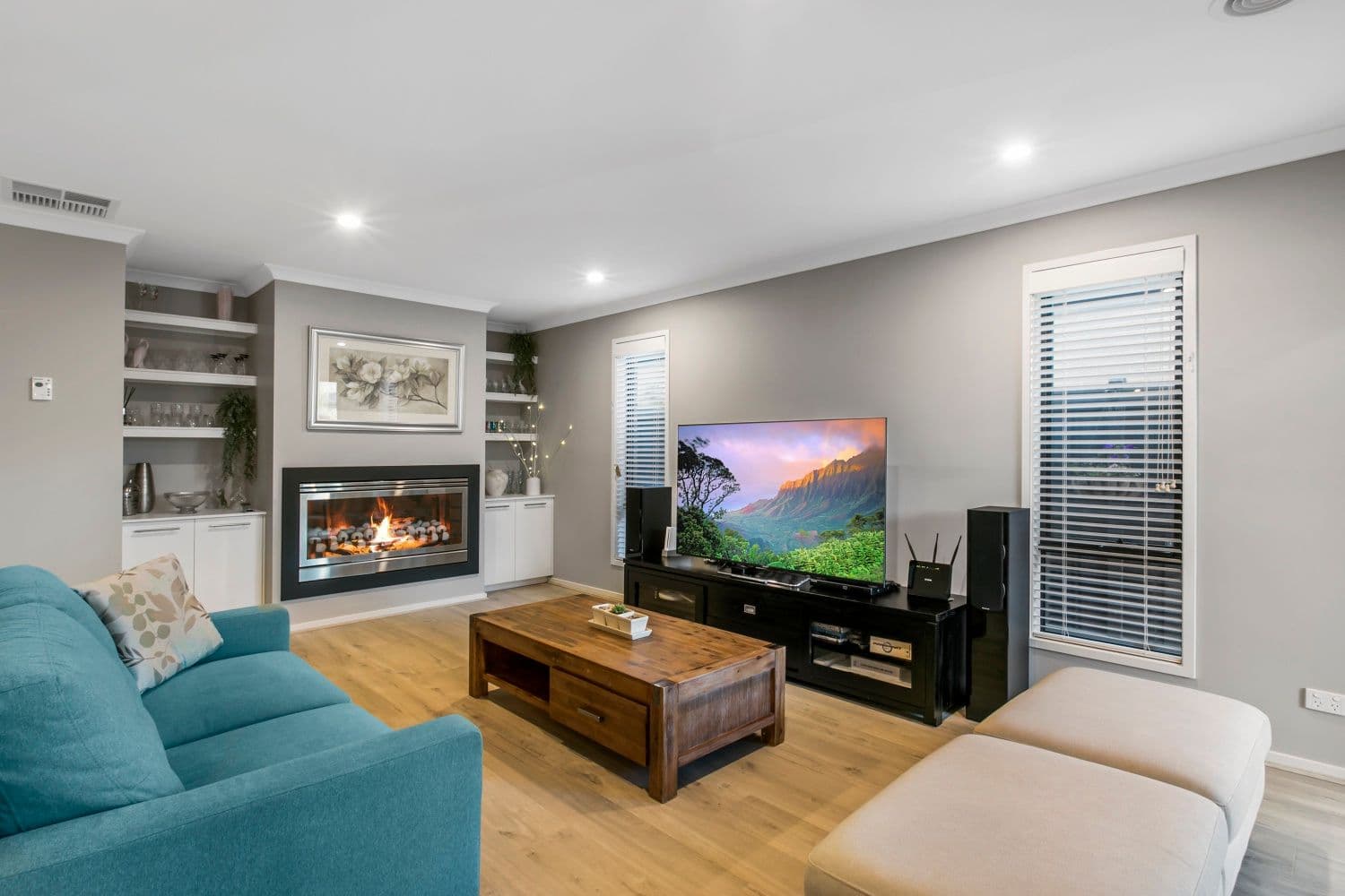 51 Elmtree Crescent, Clyde North VIC 3978, Clyde North - Thumbnail 4