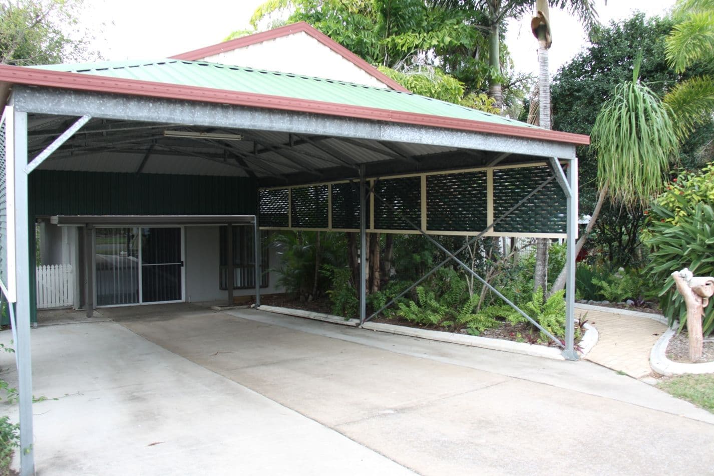 34 Alkina Crescent, Boyne Island QLD 4680, Boyne Island - Image 1