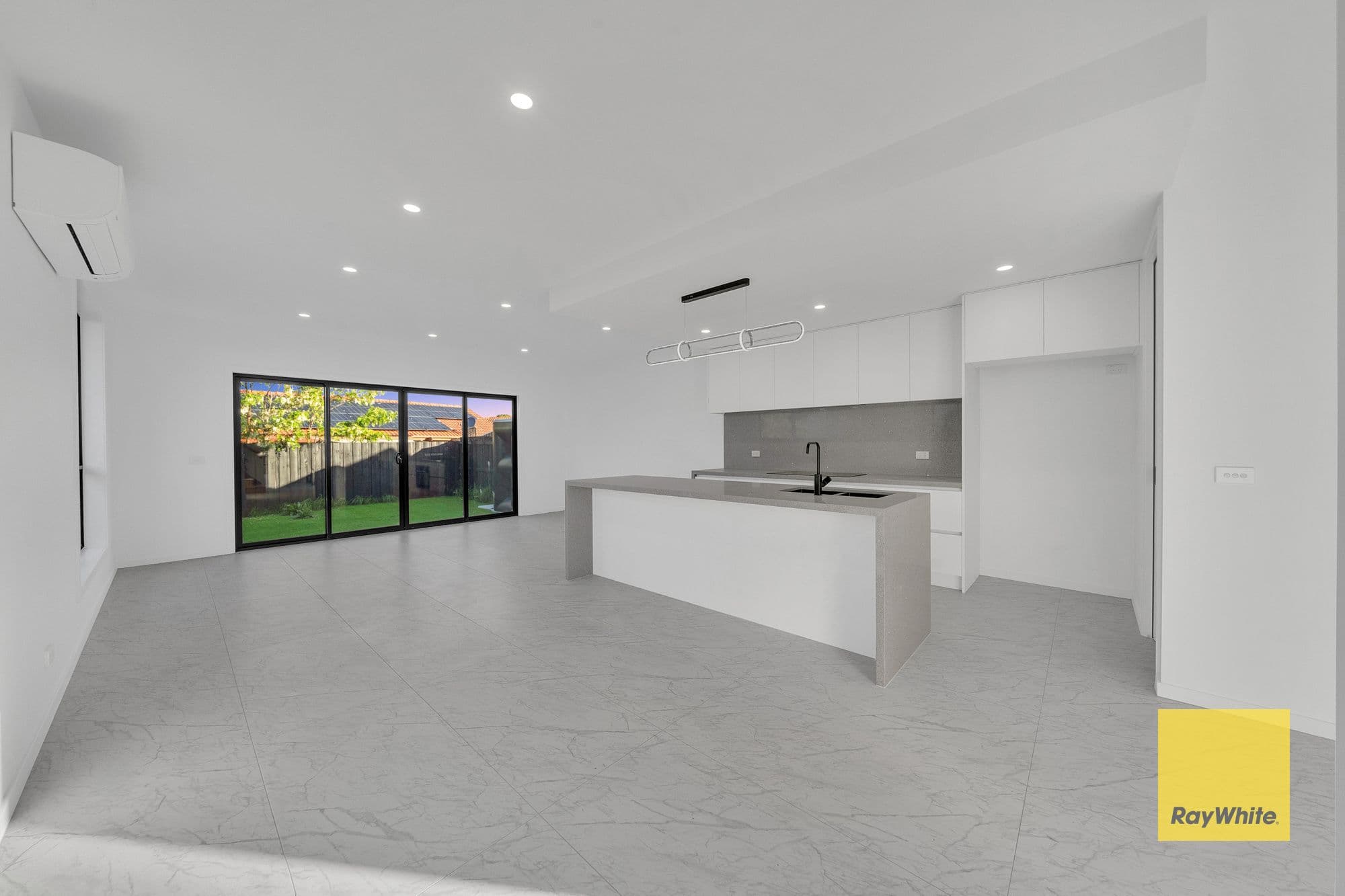 13 Melaleuca Drive, Hoppers Crossing VIC 3029, Hoppers Crossing - Thumbnail 4