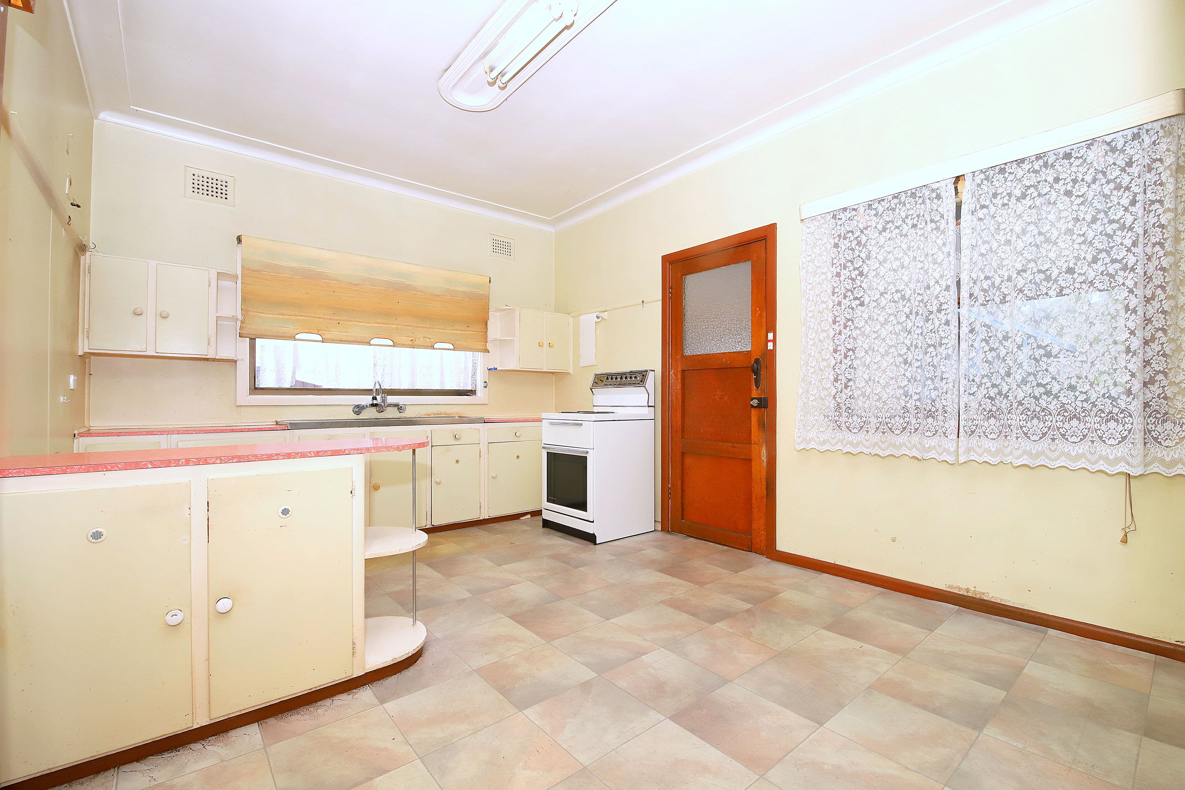 284 Marion Street, Bankstown - Thumbnail 2