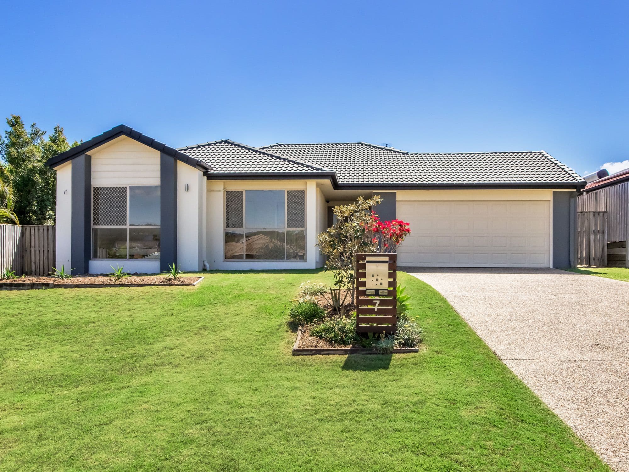 7 Taroona Circuit, Oxenford QLD 4210, Oxenford - Image 1