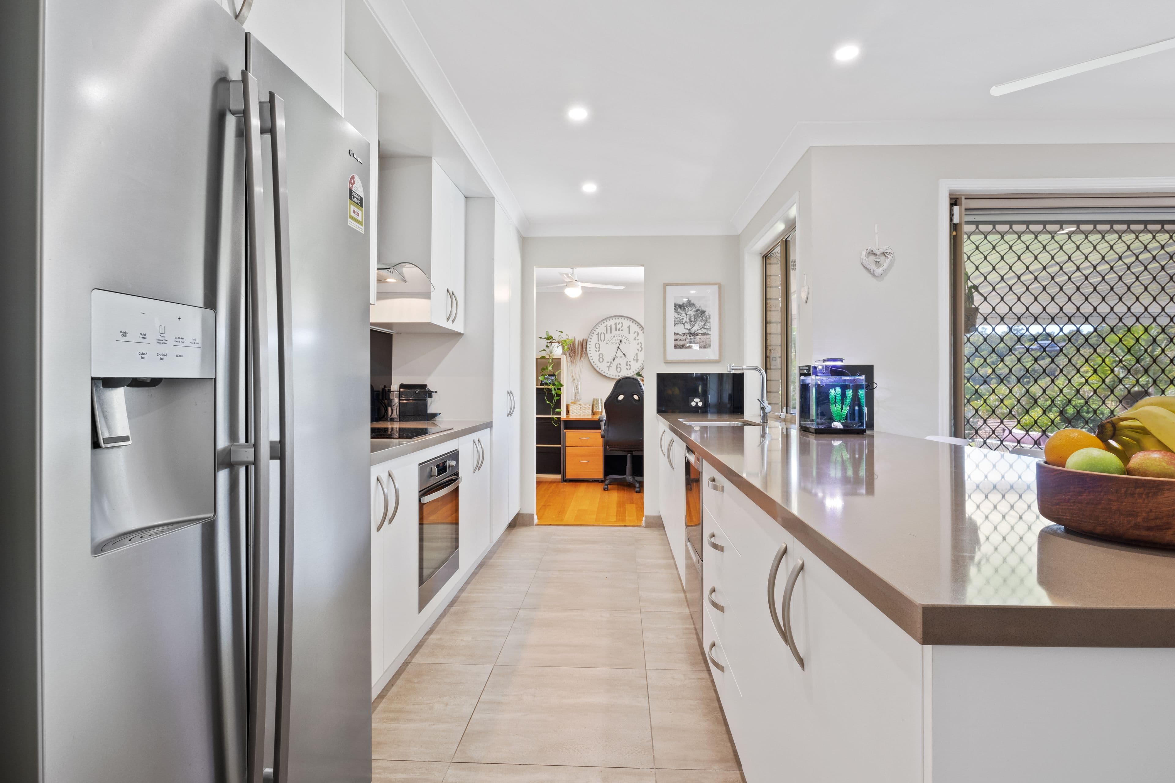 8 Valentino Close, Parkwood QLD 4214, Parkwood - Thumbnail 5