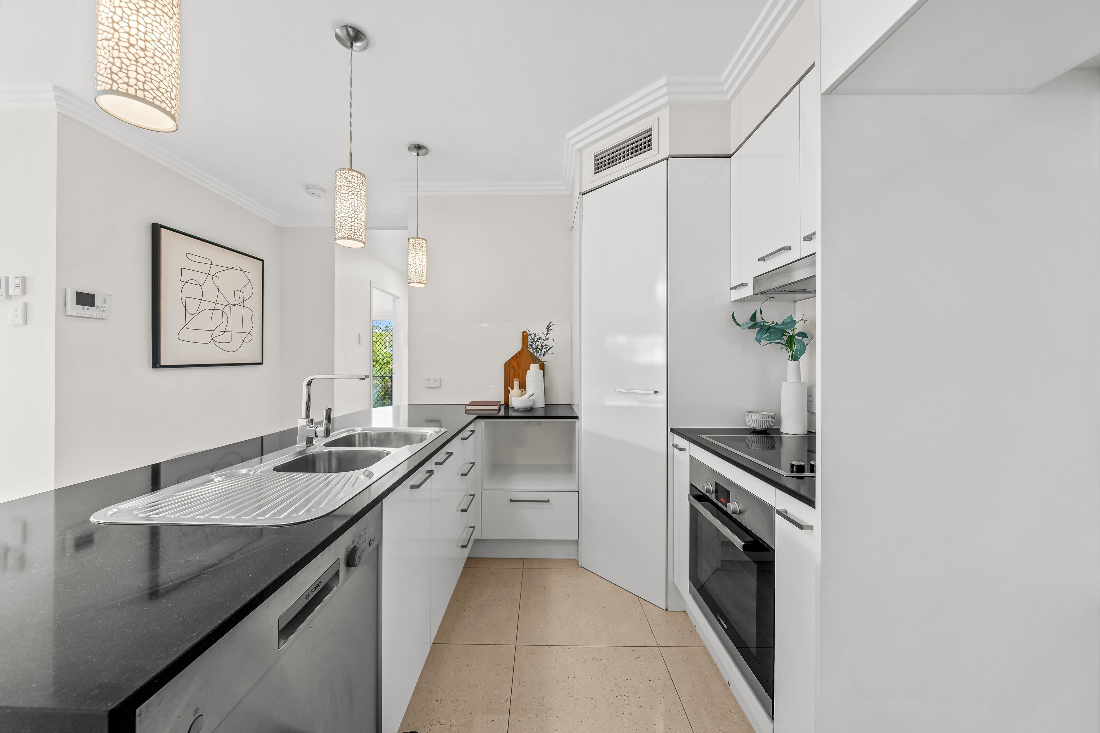 2/2 Clausen Street, Mount Gravatt East QLD 4122, Mount Gravatt East - Thumbnail 4